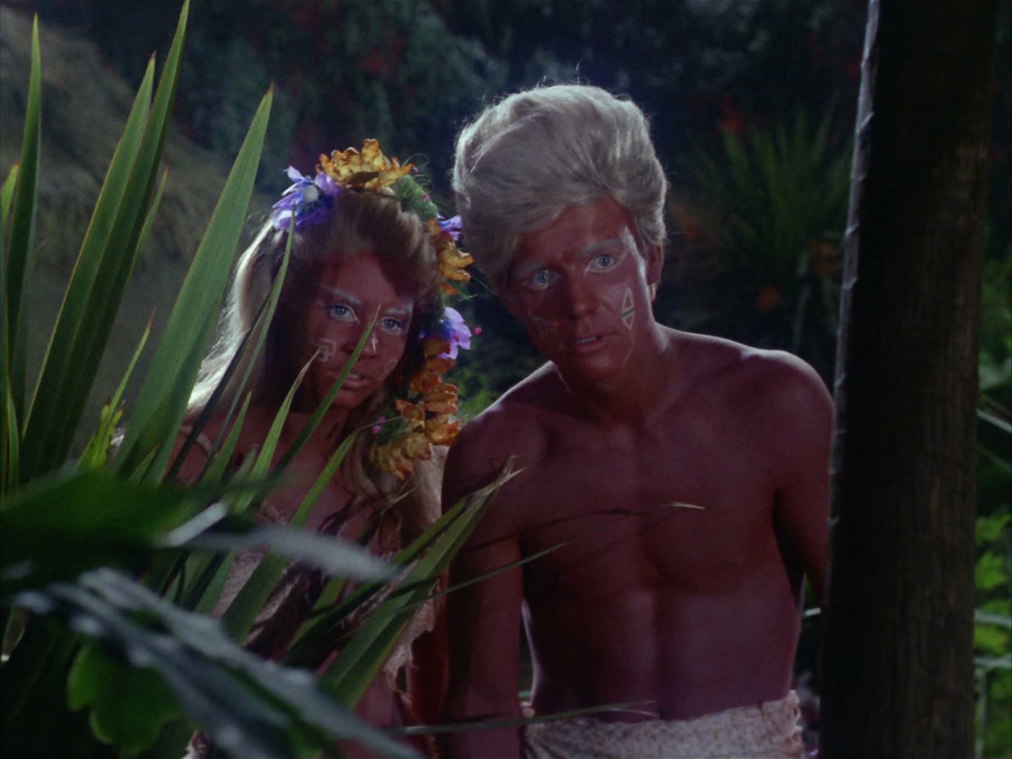ariane179254_StarTrek_2x05_TheApple_1046.jpg