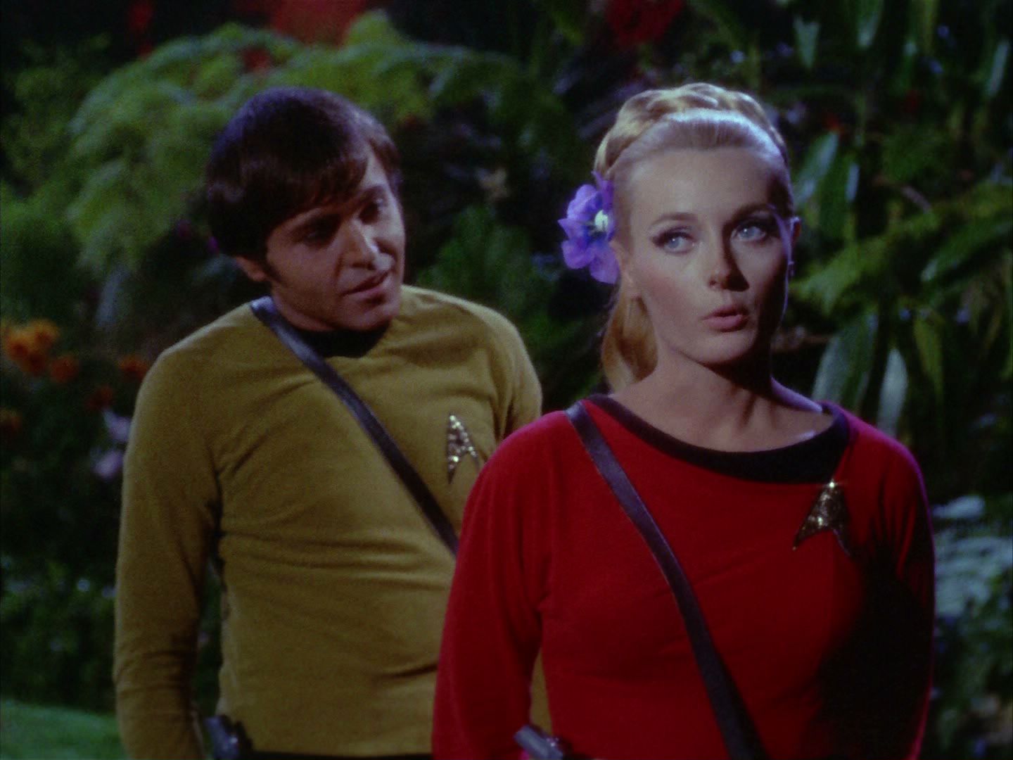 ariane179254_StarTrek_2x05_TheApple_1059.jpg