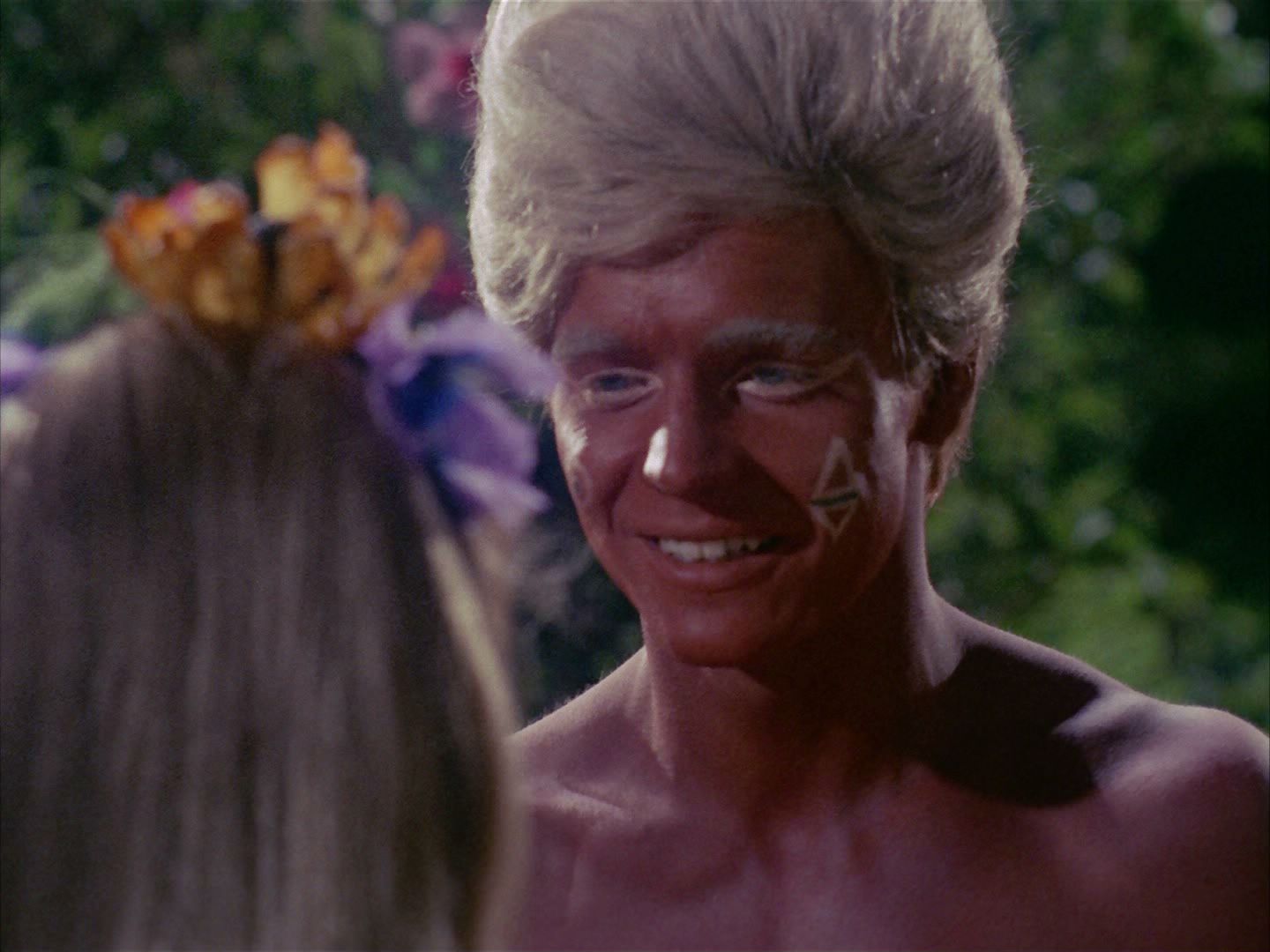 ariane179254_StarTrek_2x05_TheApple_1090.jpg