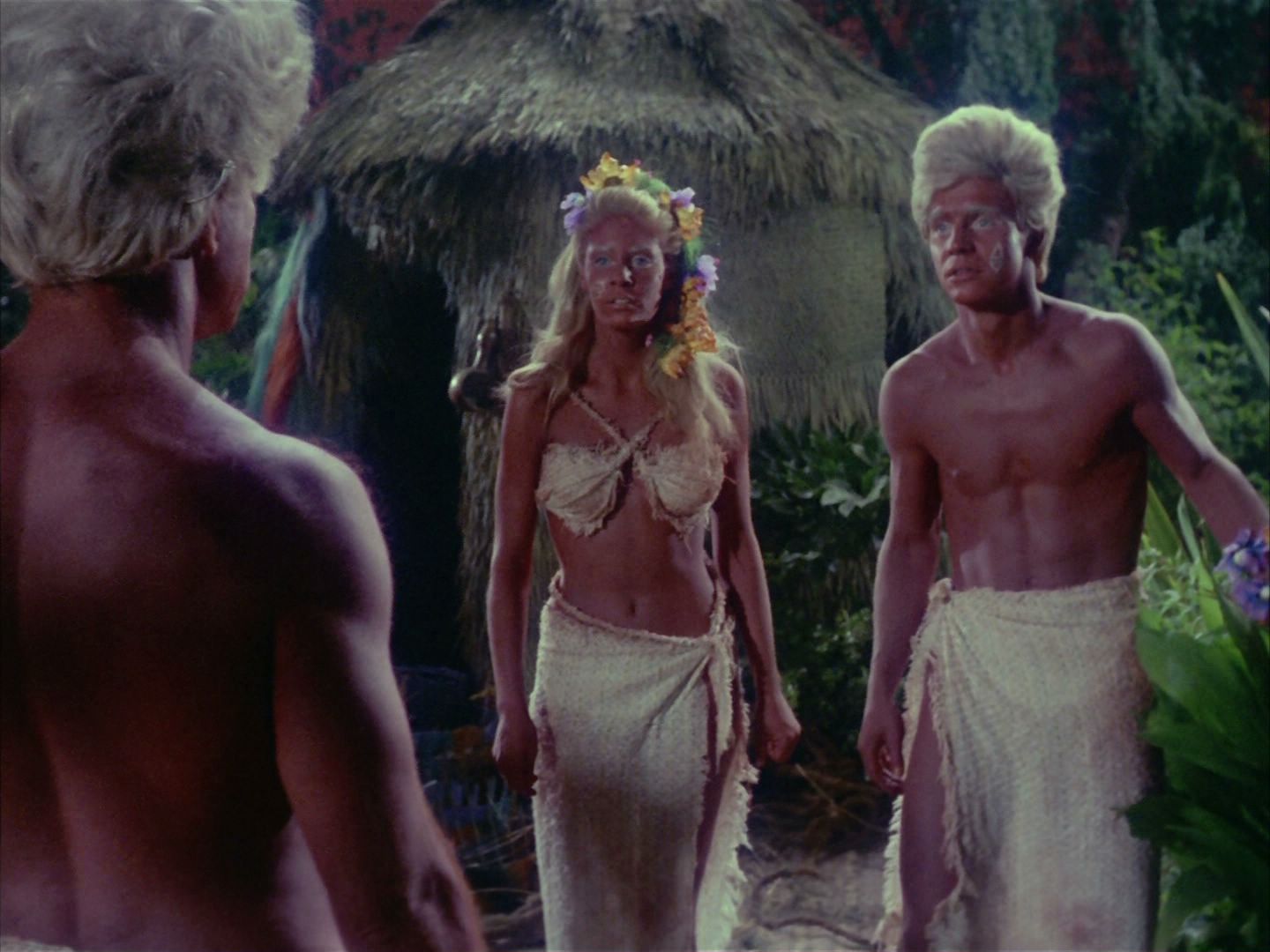 ariane179254_StarTrek_2x05_TheApple_1125.jpg