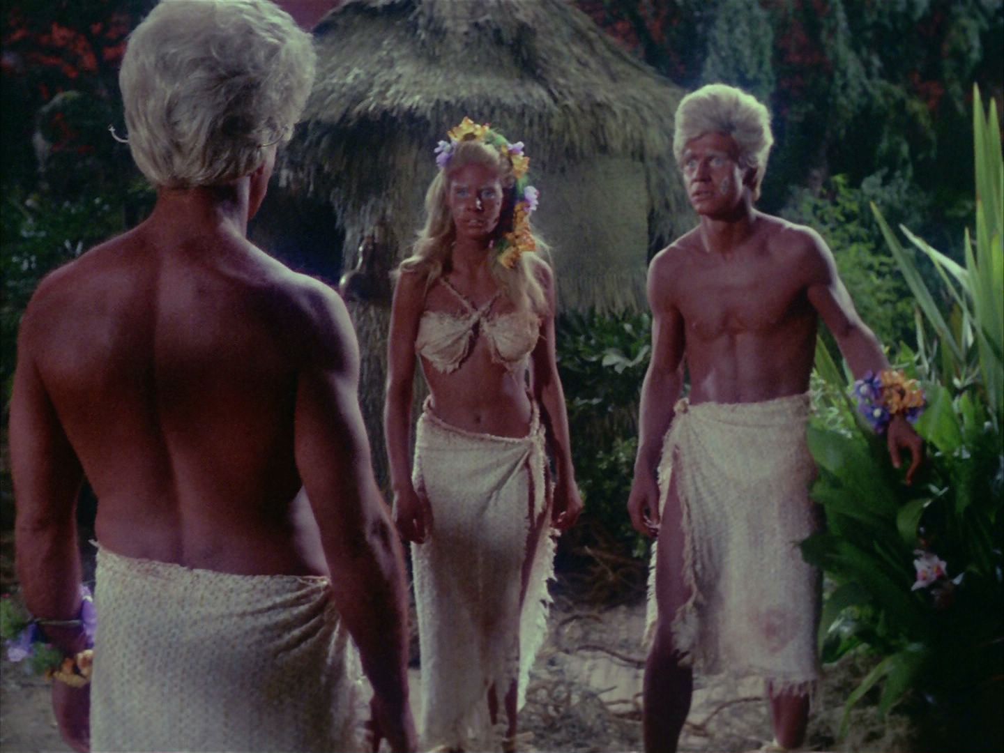 ariane179254_StarTrek_2x05_TheApple_1126.jpg