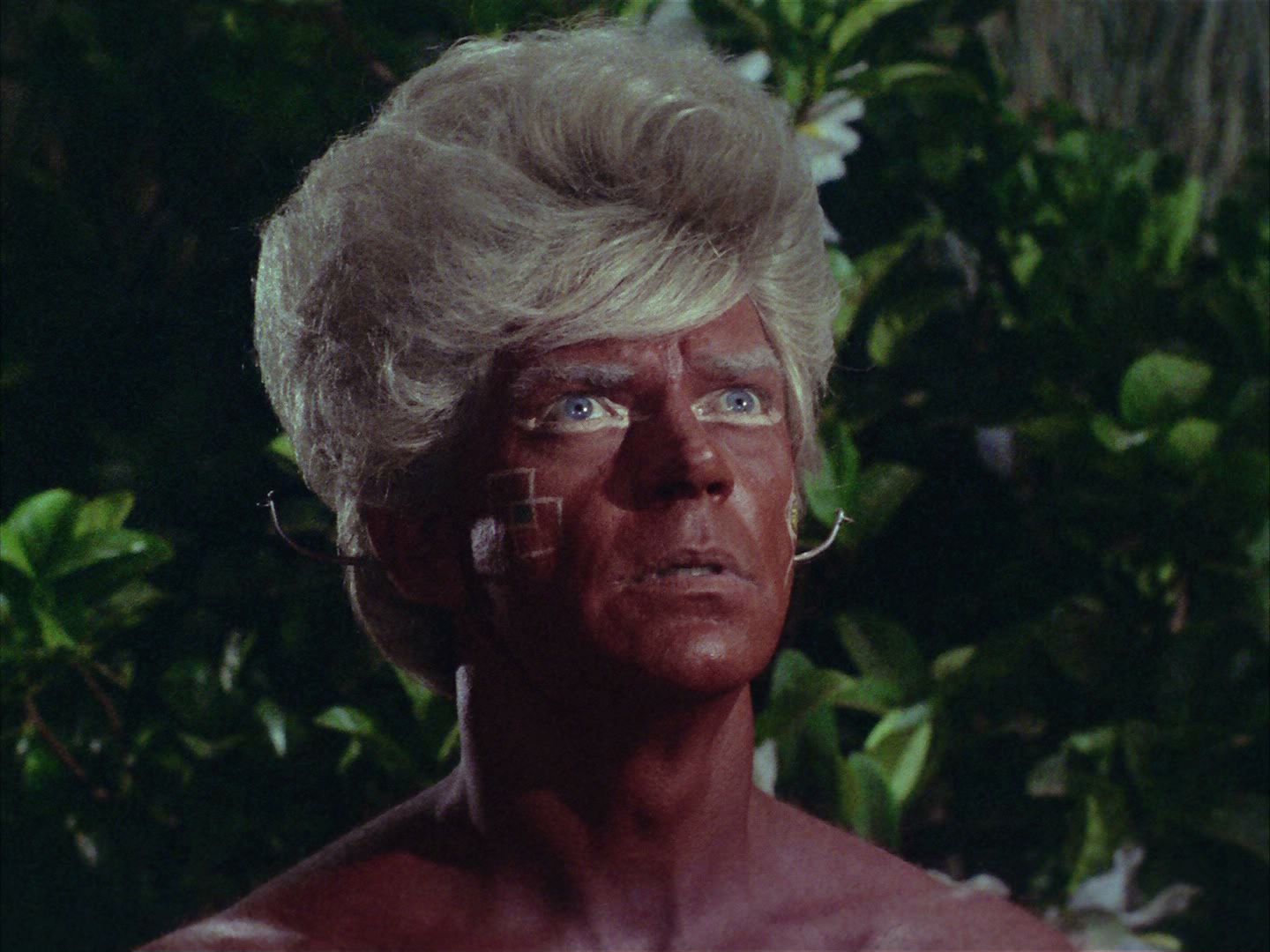 ariane179254_StarTrek_2x05_TheApple_1132.jpg