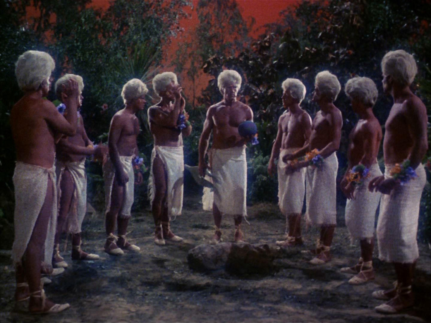 ariane179254_StarTrek_2x05_TheApple_1145.jpg