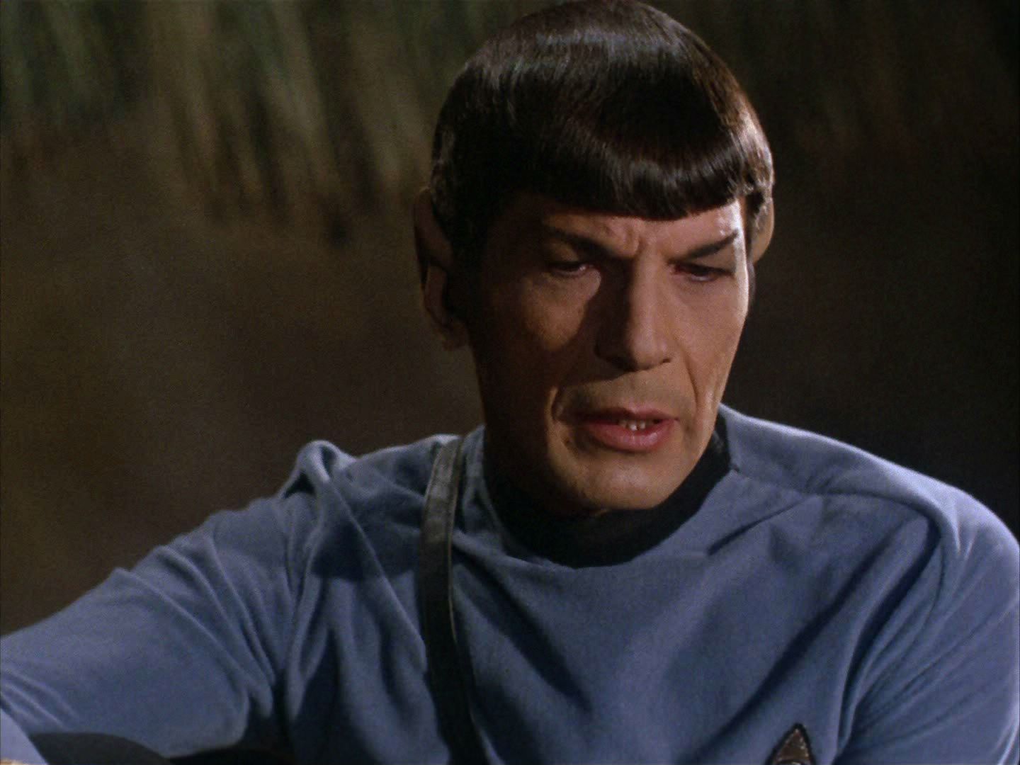 ariane179254_StarTrek_2x05_TheApple_1173.jpg
