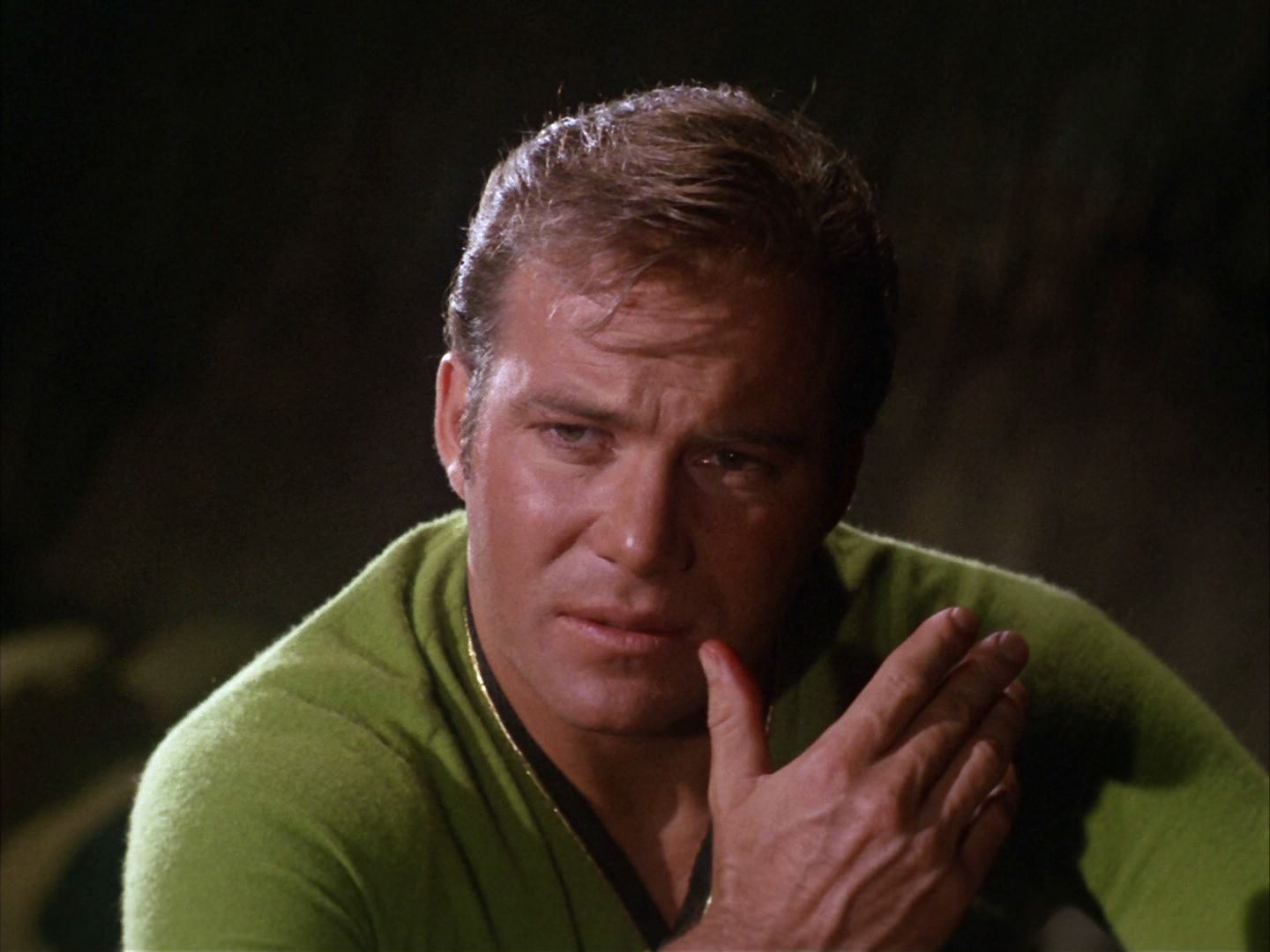 ariane179254_StarTrek_2x05_TheApple_1183.jpg