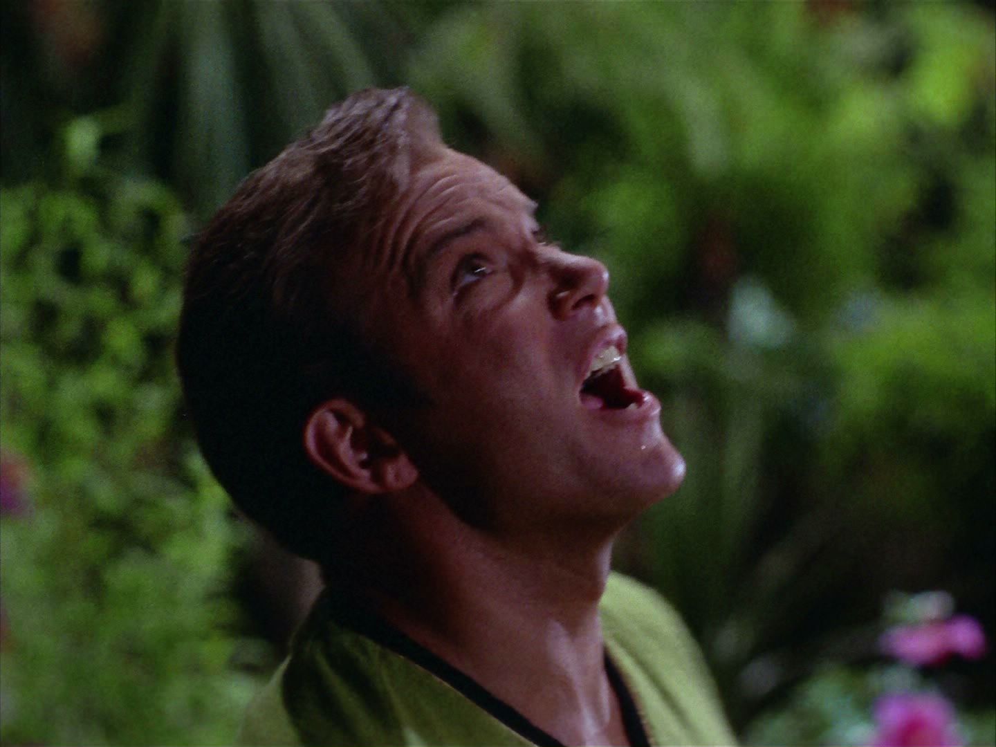 ariane179254_StarTrek_2x05_TheApple_1216.jpg