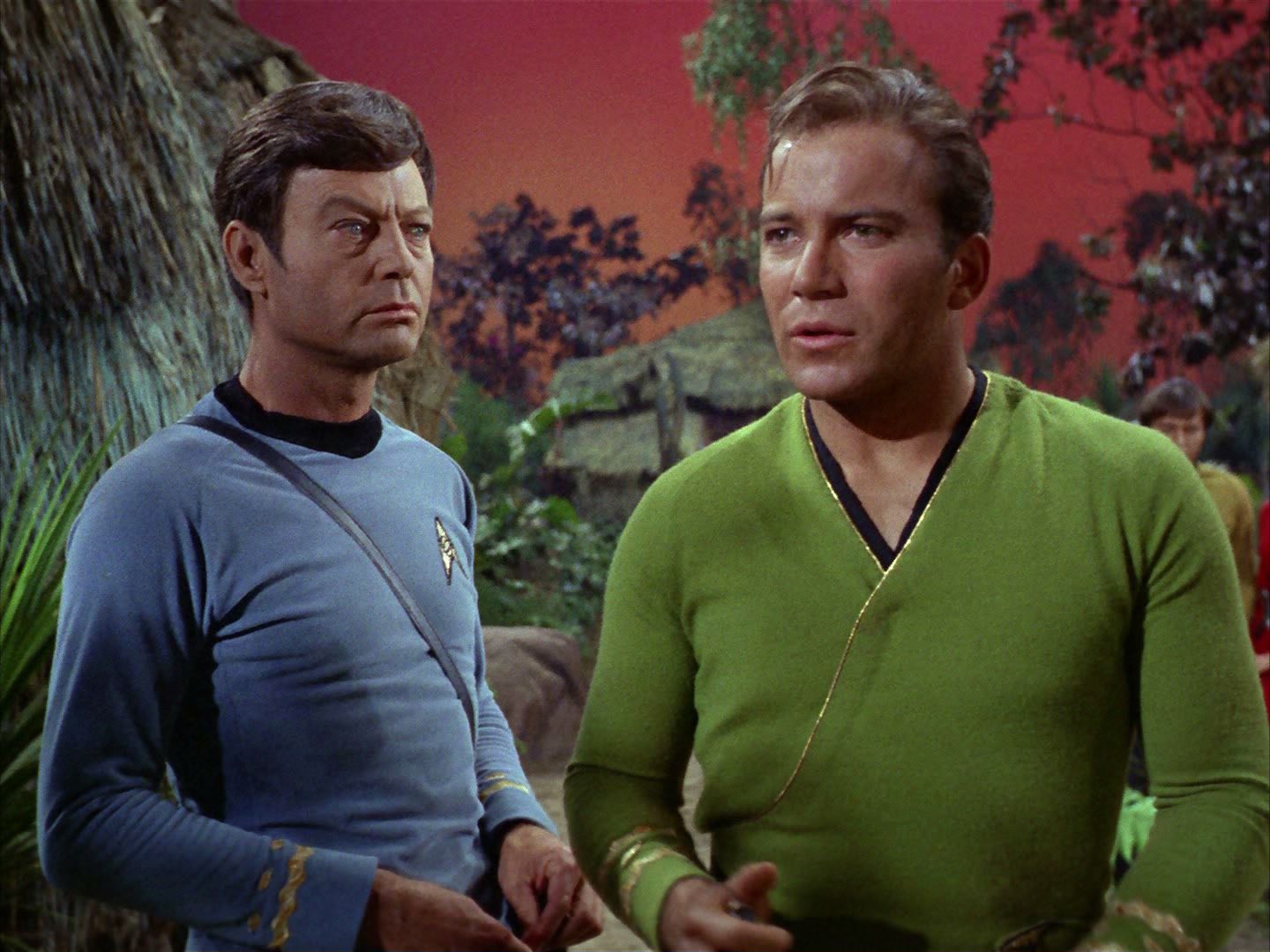 ariane179254_StarTrek_2x05_TheApple_1290.jpg