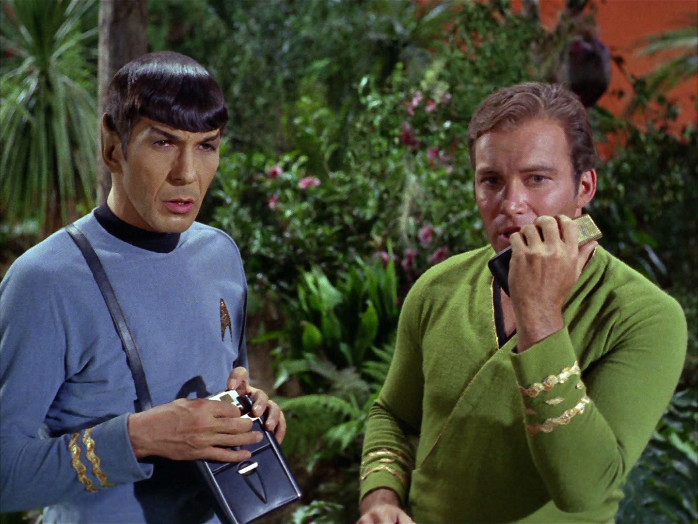 ariane179254_StarTrek_2x05_TheApple_1309.jpg