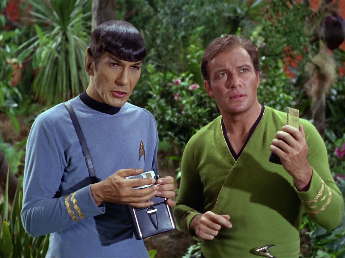 ariane179254_StarTrek_2x05_TheApple_1314.jpg