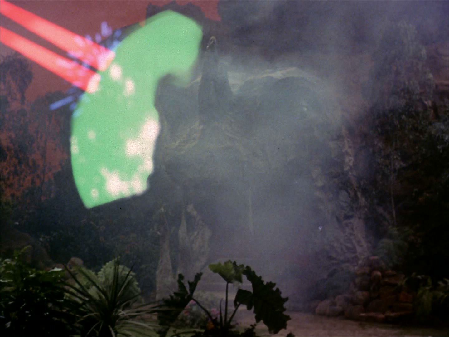 ariane179254_StarTrek_2x05_TheApple_1362.jpg