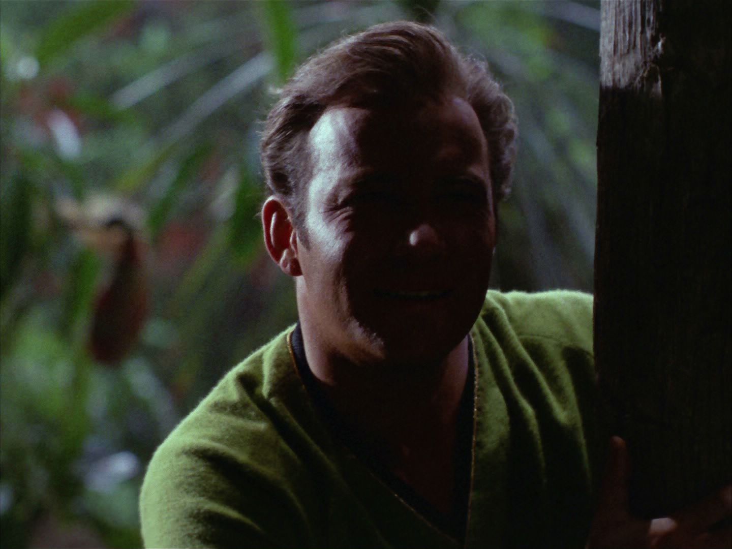 ariane179254_StarTrek_2x05_TheApple_1367.jpg