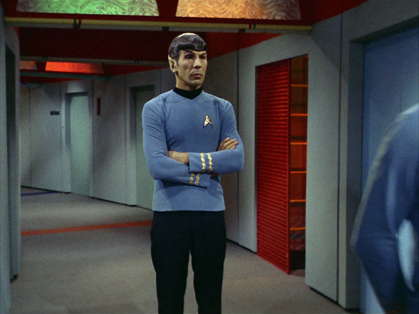 ariane179254_StarTrek_2x05_TheApple_1458.jpg