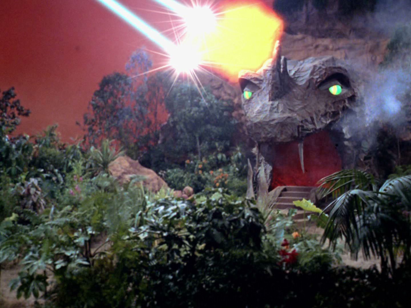 ariane179254_StarTrek_2x05_TheApple_TheNewEffects_0052.jpg