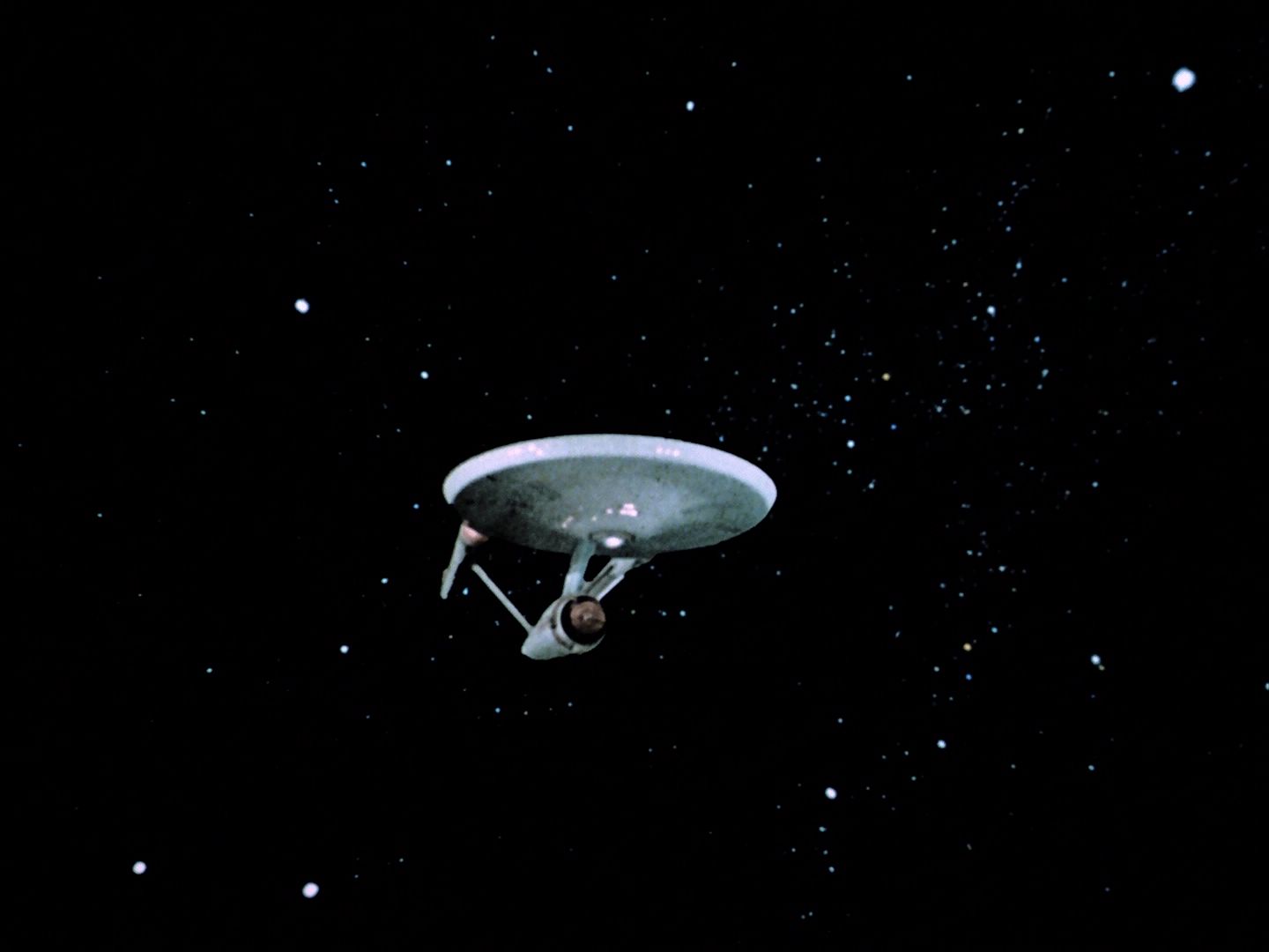 ariane179254_StarTrek_2x06_TheDoomsdayMachine_0013.jpg