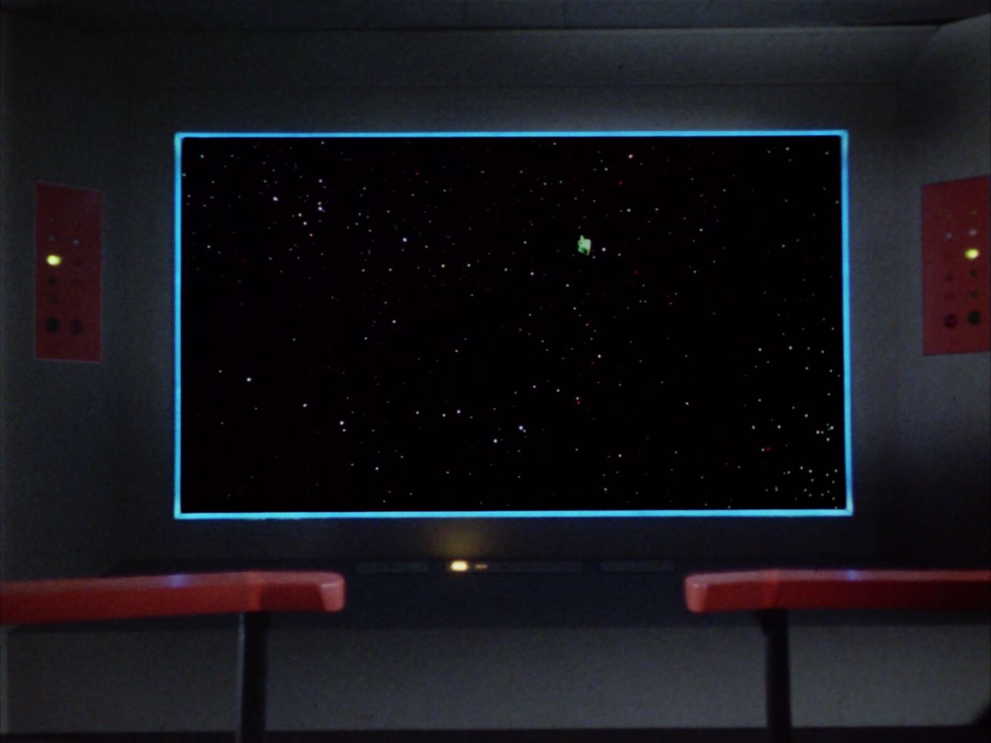 ariane179254_StarTrek_2x06_TheDoomsdayMachine_0057.jpg