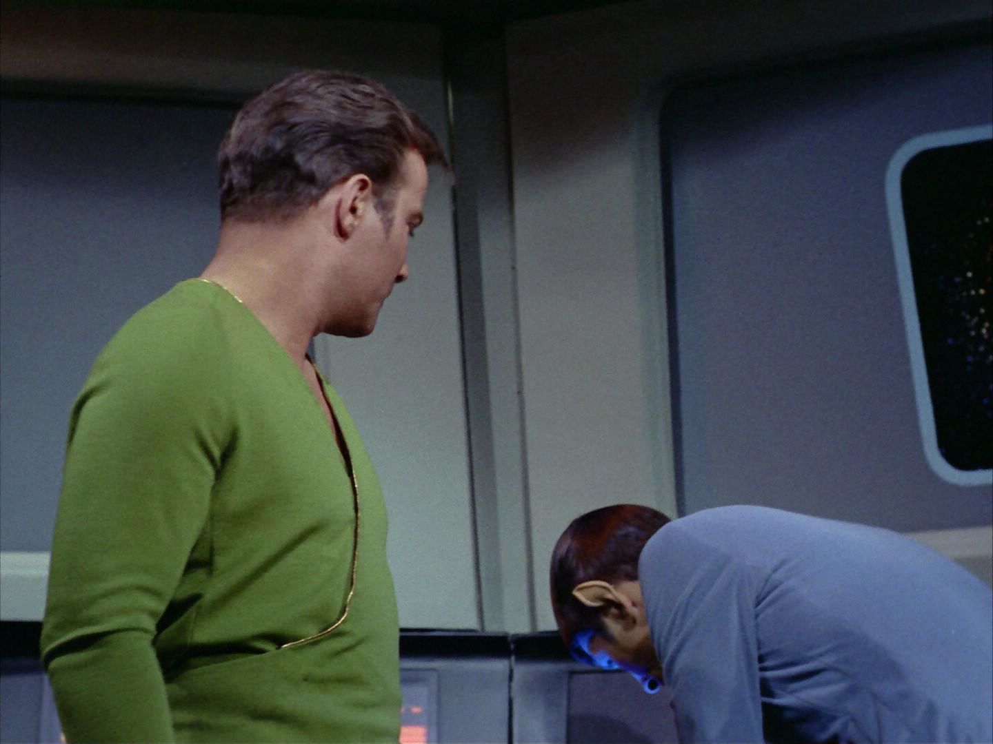 ariane179254_StarTrek_2x06_TheDoomsdayMachine_0117.jpg
