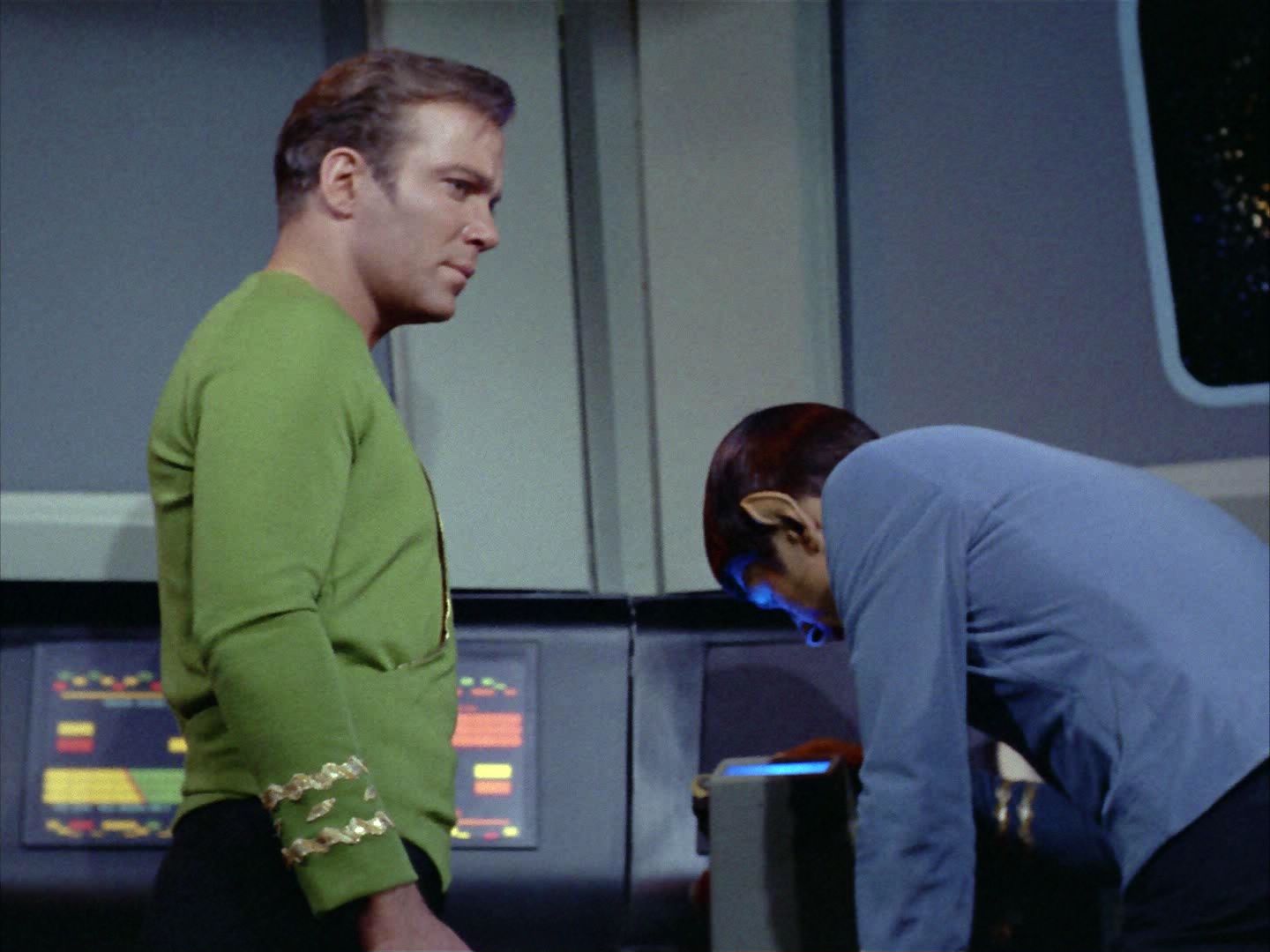 ariane179254_StarTrek_2x06_TheDoomsdayMachine_0125.jpg