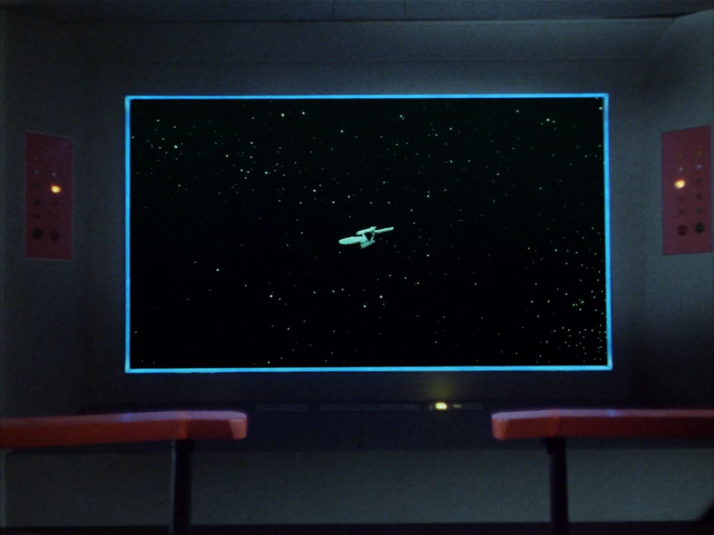 ariane179254_StarTrek_2x06_TheDoomsdayMachine_0155.jpg