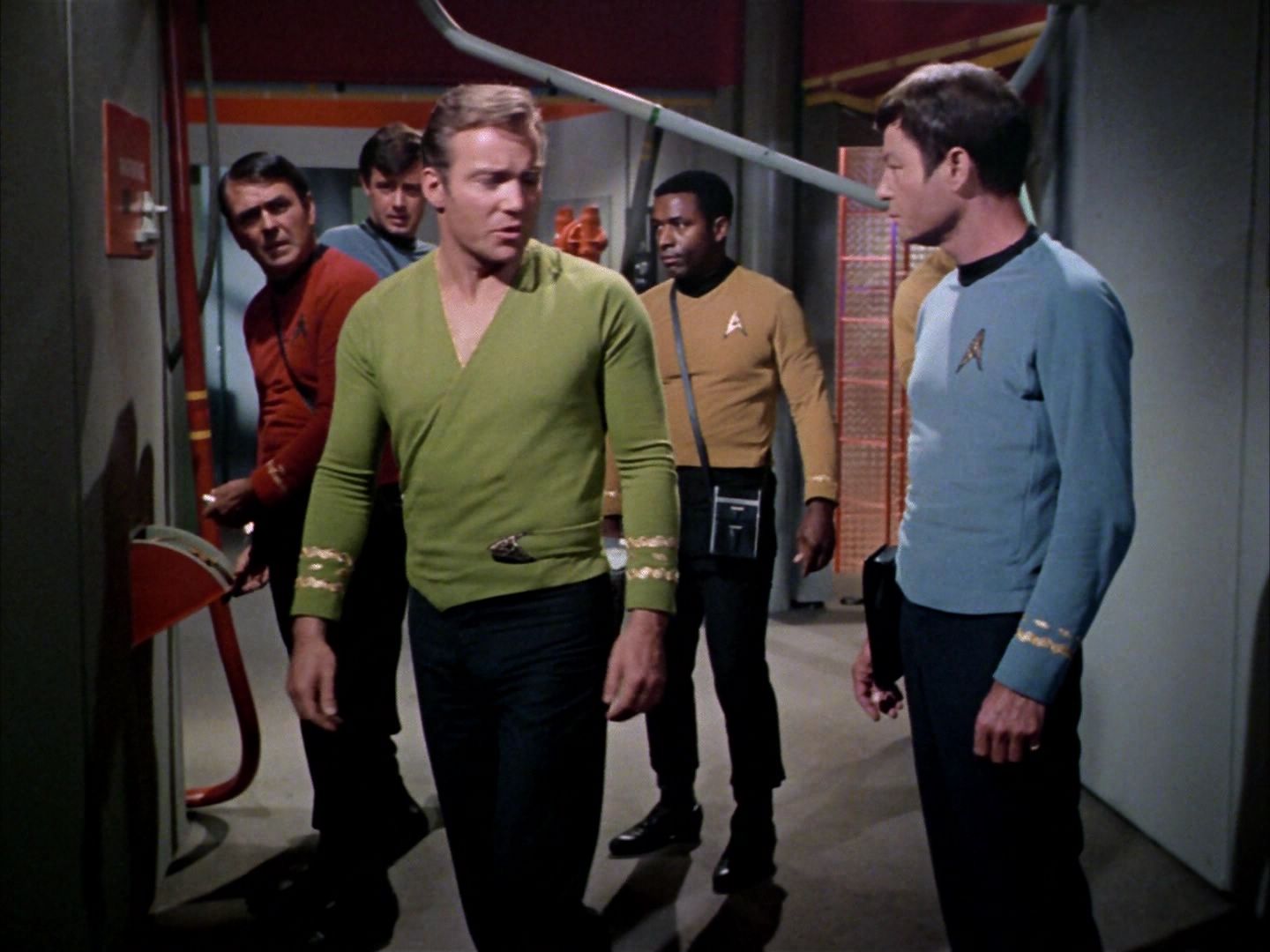ariane179254_StarTrek_2x06_TheDoomsdayMachine_0397.jpg