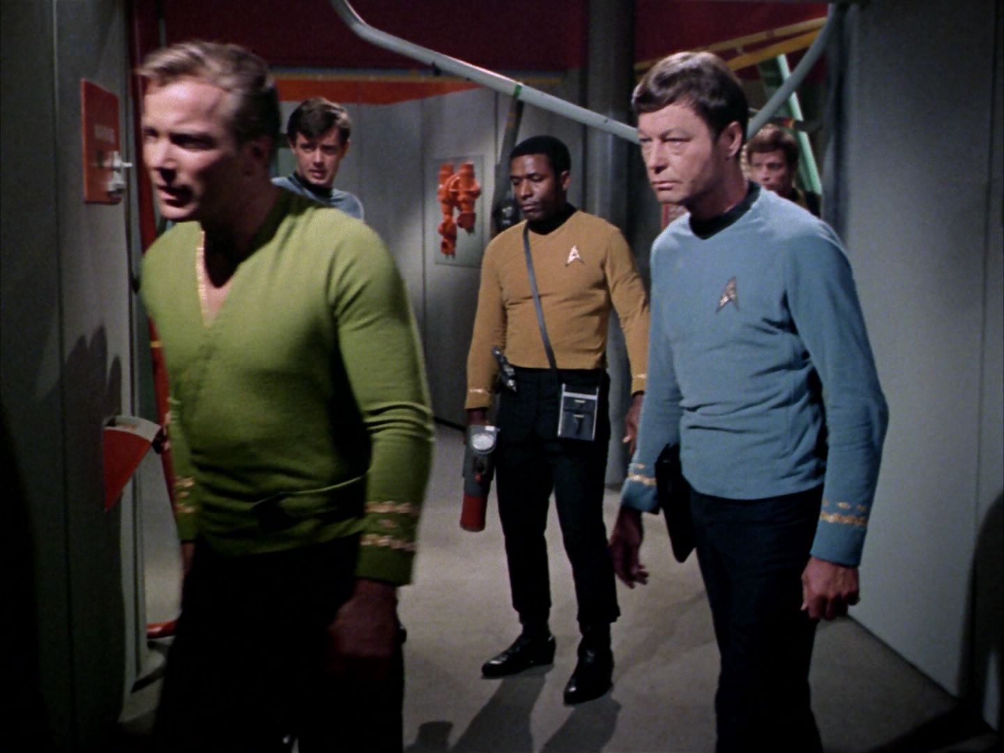 ariane179254_StarTrek_2x06_TheDoomsdayMachine_0398.jpg