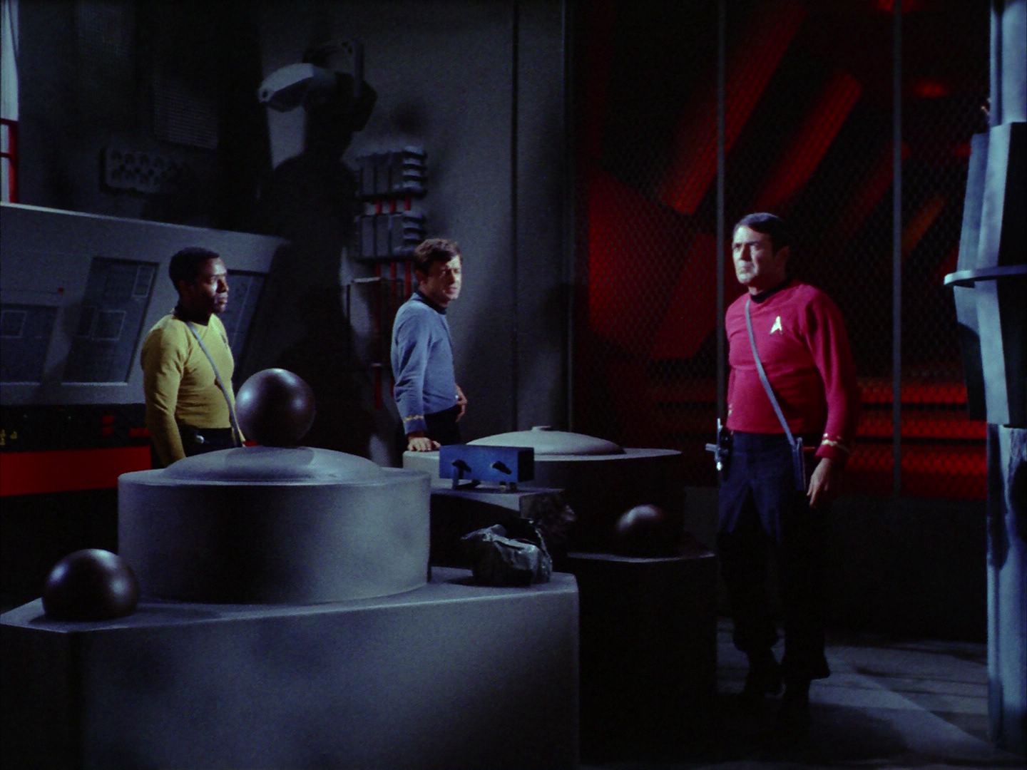 ariane179254_StarTrek_2x06_TheDoomsdayMachine_0438.jpg