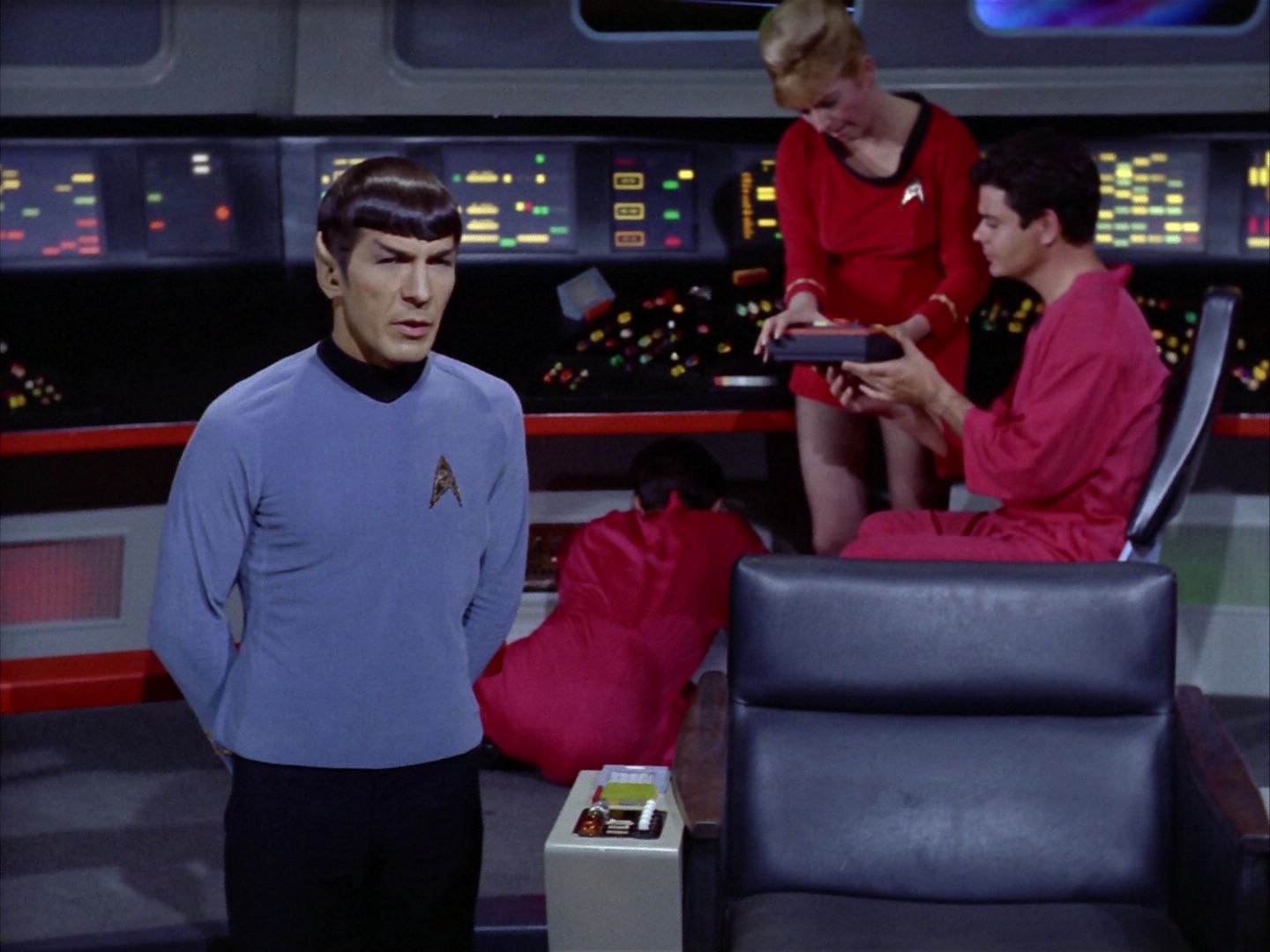 ariane179254_StarTrek_2x06_TheDoomsdayMachine_0827.jpg