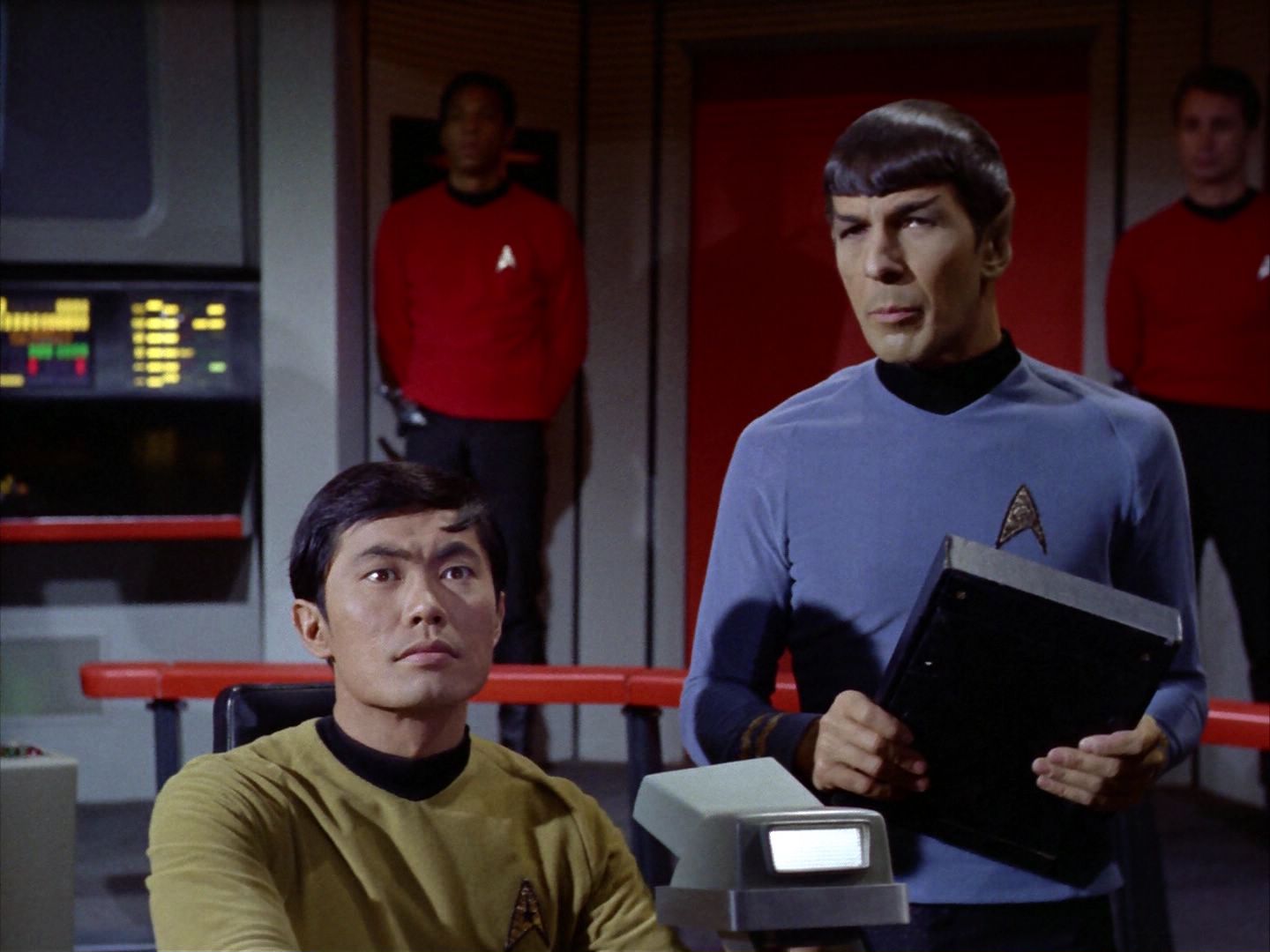 ariane179254_StarTrek_2x06_TheDoomsdayMachine_0878.jpg