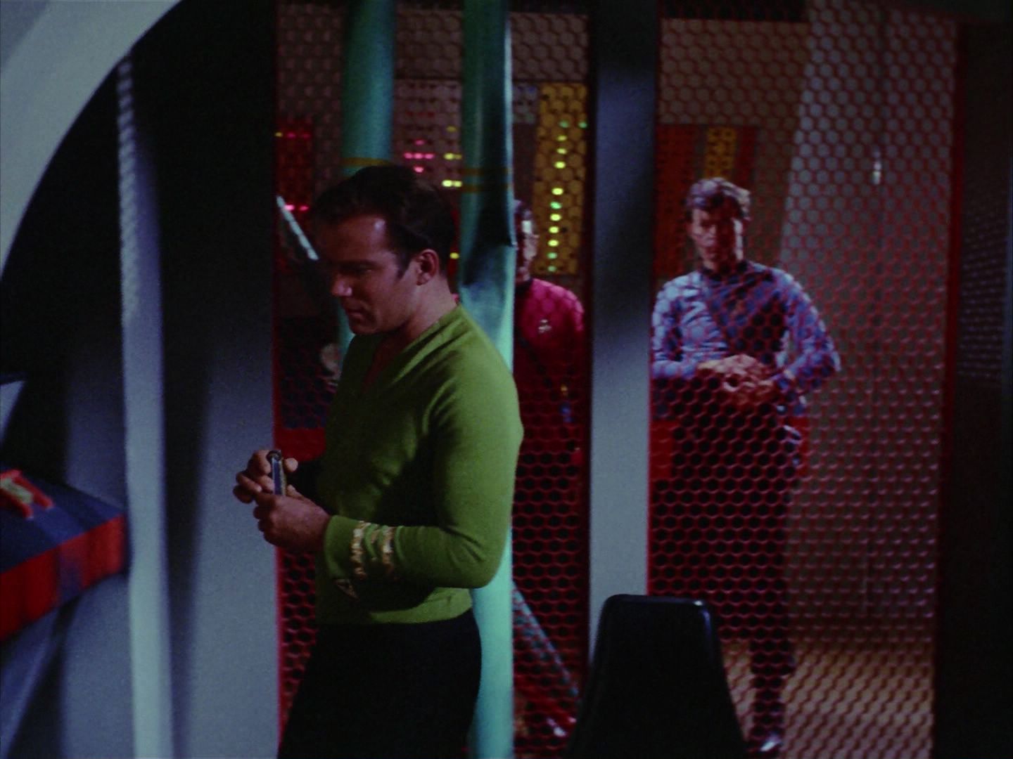 ariane179254_StarTrek_2x06_TheDoomsdayMachine_0921.jpg