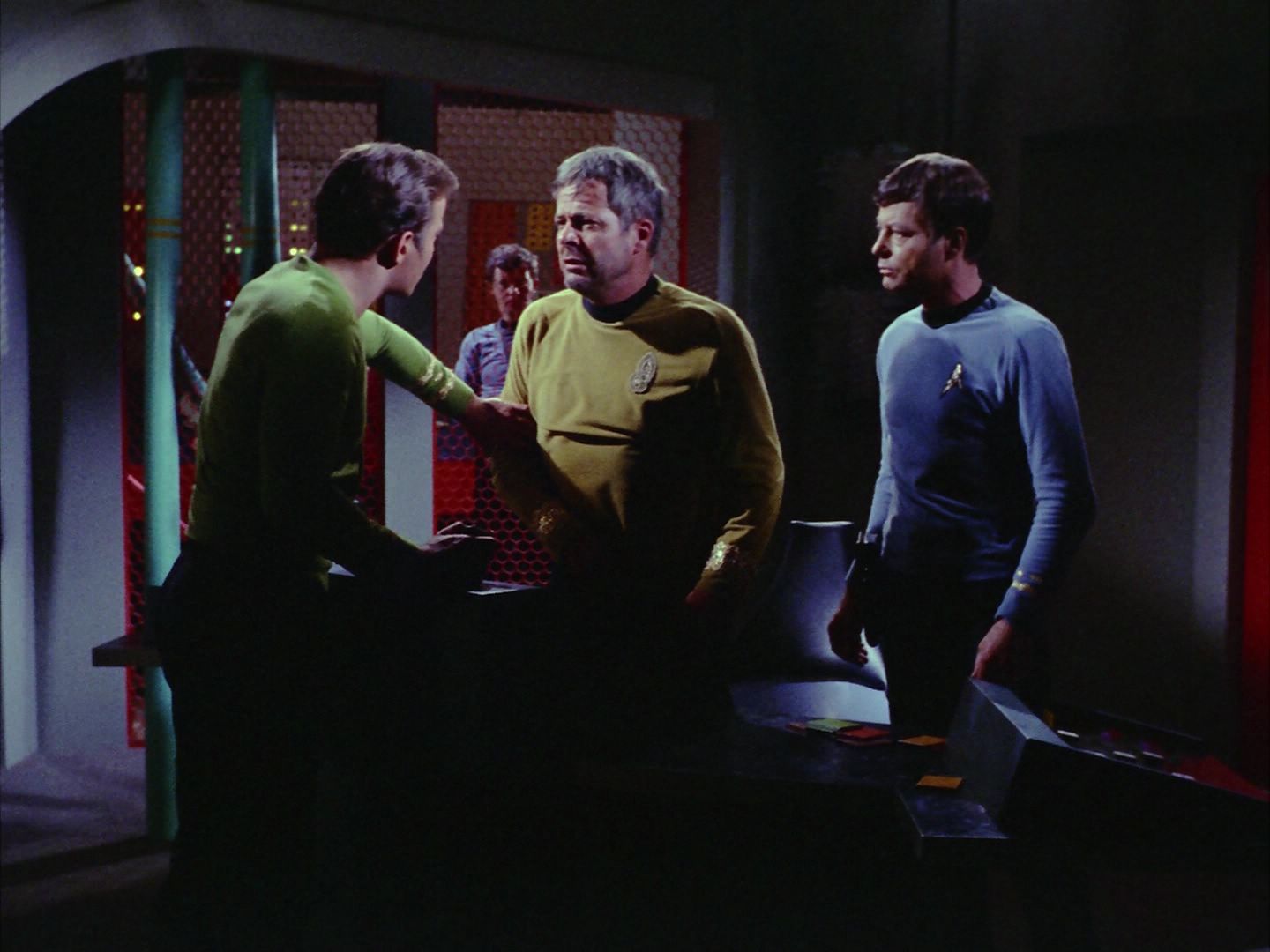 ariane179254_StarTrek_2x06_TheDoomsdayMachine_0971.jpg