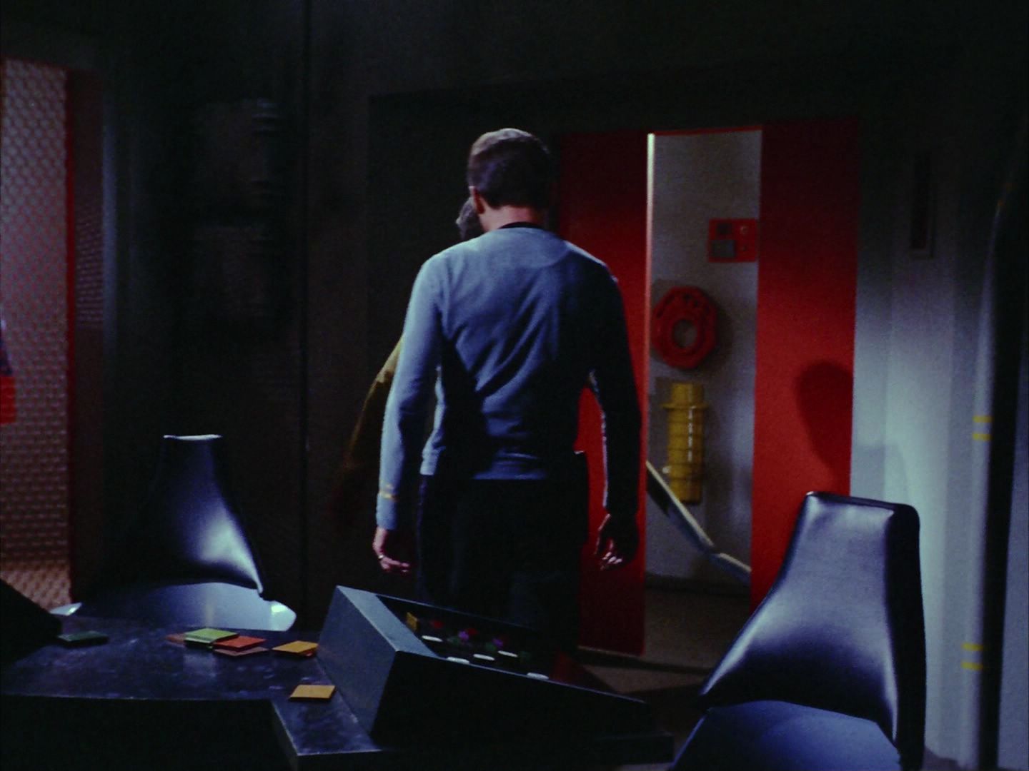 ariane179254_StarTrek_2x06_TheDoomsdayMachine_0993.jpg