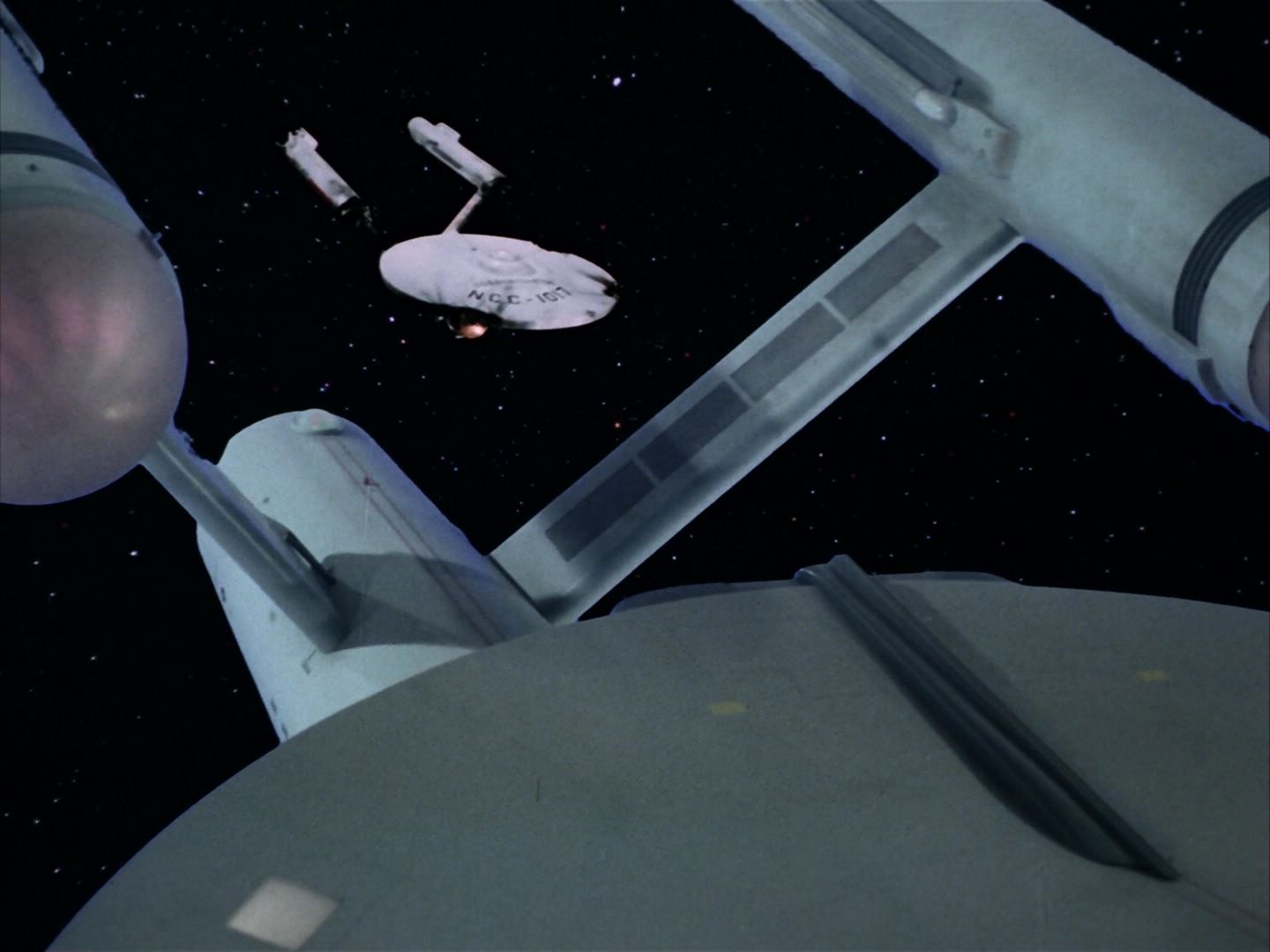 ariane179254_StarTrek_2x06_TheDoomsdayMachine_1004.jpg