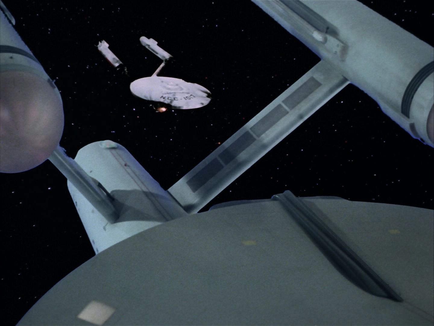 ariane179254_StarTrek_2x06_TheDoomsdayMachine_1005.jpg