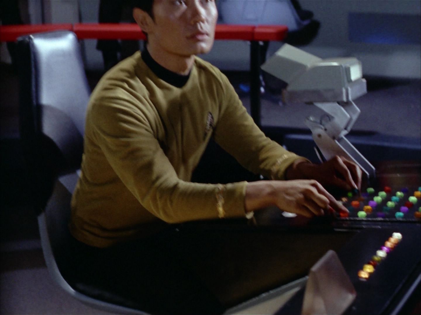 ariane179254_StarTrek_2x06_TheDoomsdayMachine_1025.jpg
