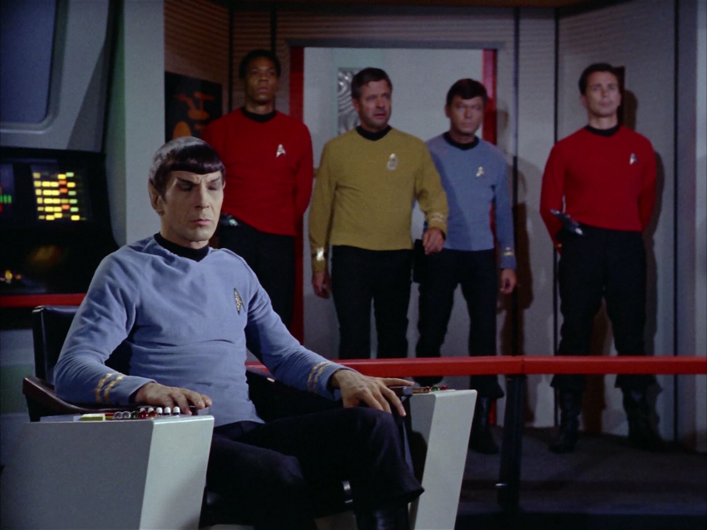 ariane179254_StarTrek_2x06_TheDoomsdayMachine_1034.jpg