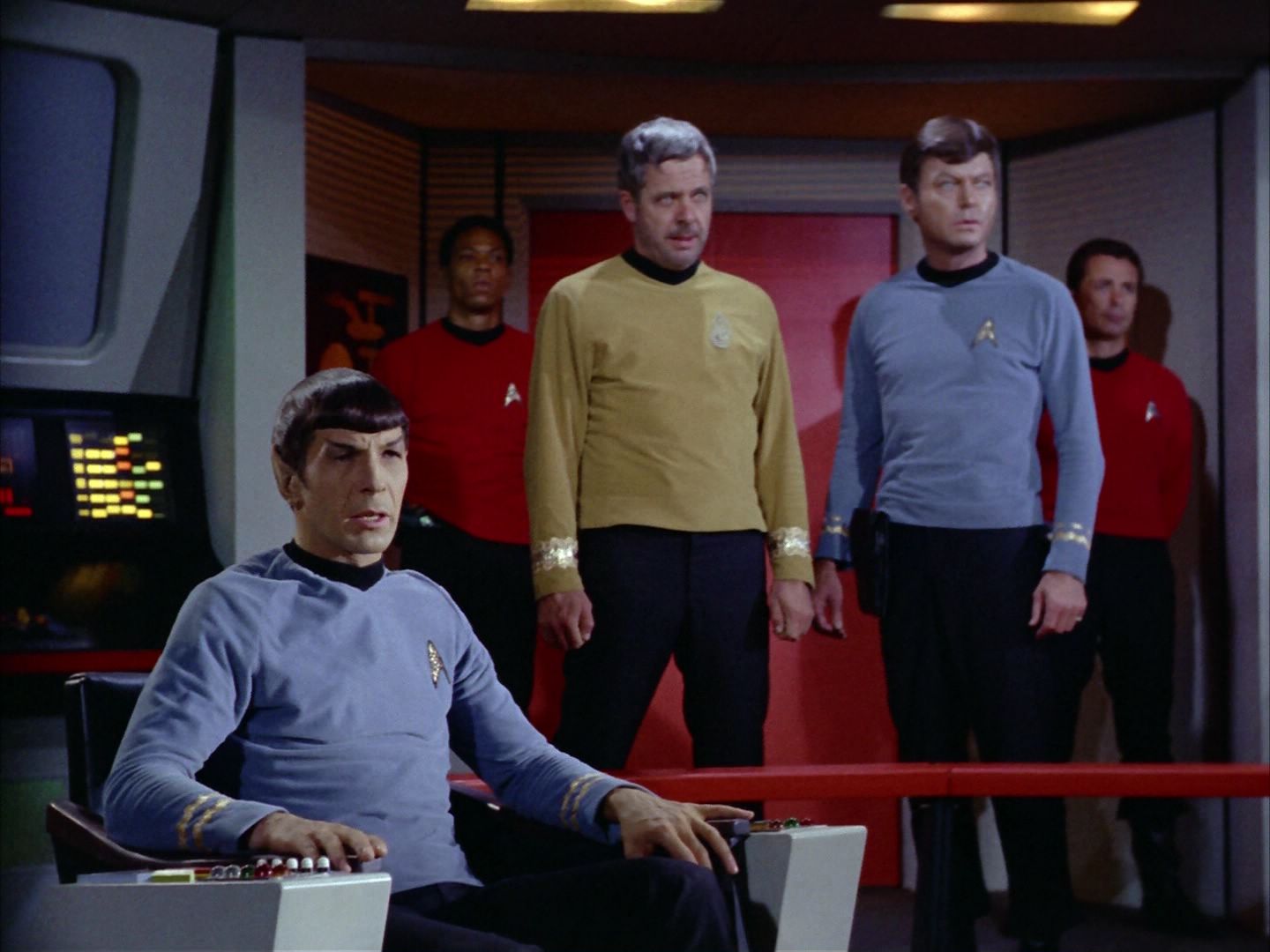 ariane179254_StarTrek_2x06_TheDoomsdayMachine_1045.jpg