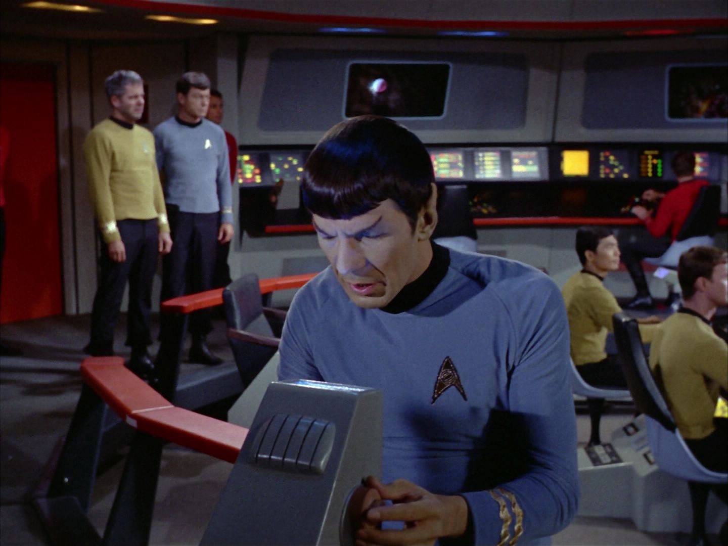 ariane179254_StarTrek_2x06_TheDoomsdayMachine_1097.jpg