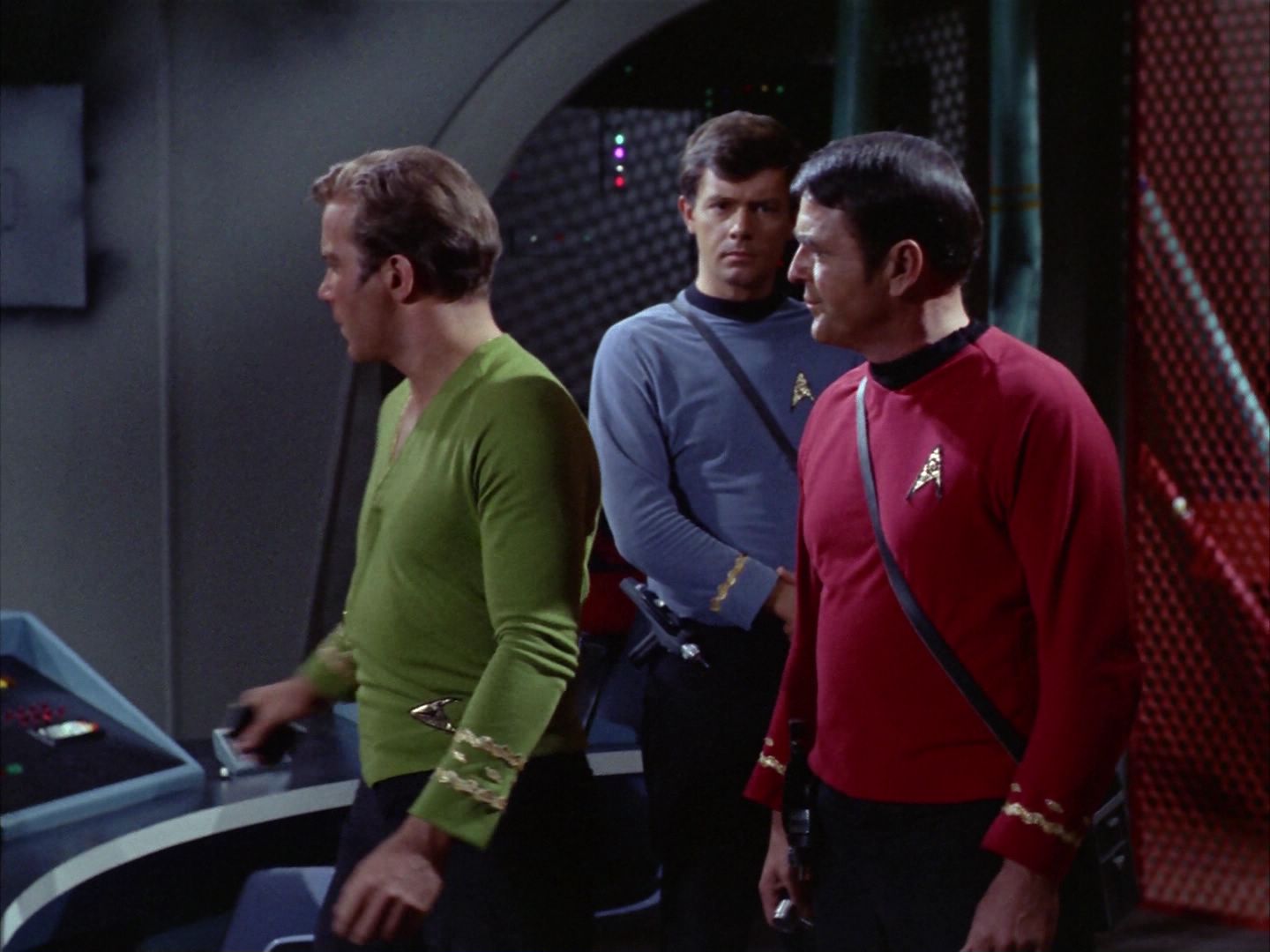 ariane179254_StarTrek_2x06_TheDoomsdayMachine_1210.jpg