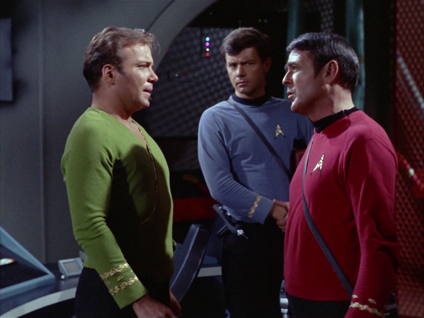 ariane179254_StarTrek_2x06_TheDoomsdayMachine_1217.jpg