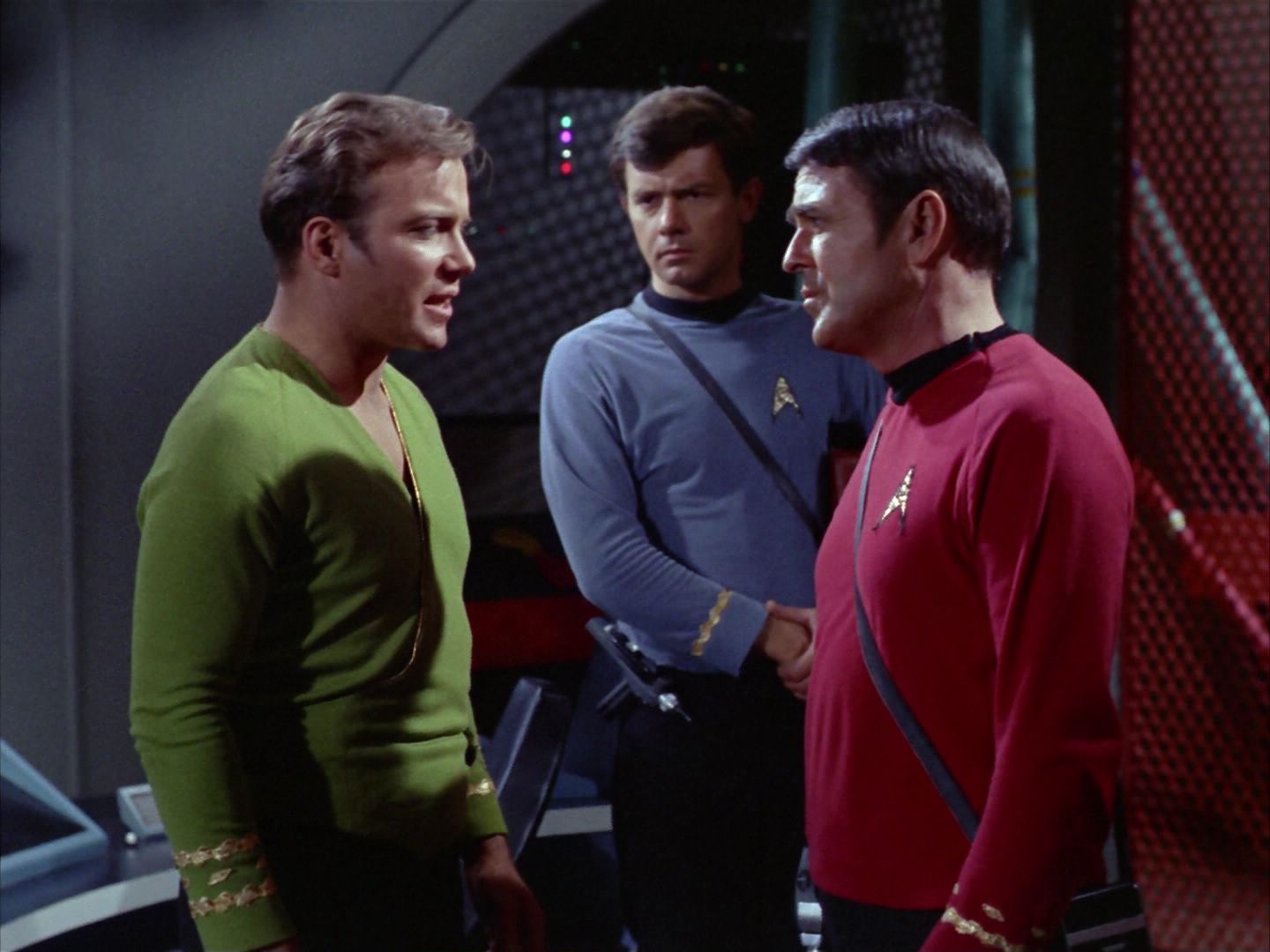 ariane179254_StarTrek_2x06_TheDoomsdayMachine_1222.jpg
