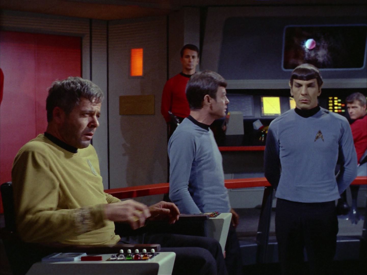 ariane179254_StarTrek_2x06_TheDoomsdayMachine_1434.jpg
