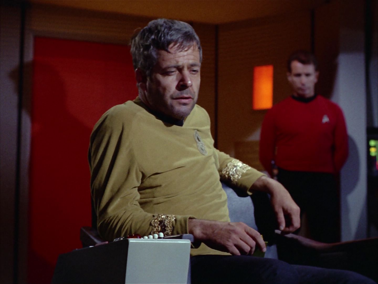 ariane179254_StarTrek_2x06_TheDoomsdayMachine_1544.jpg