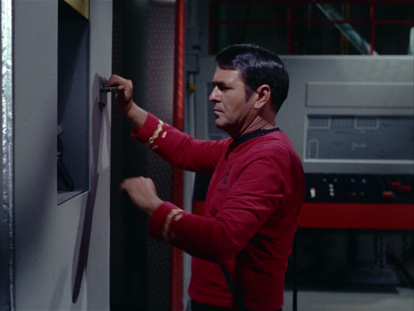 ariane179254_StarTrek_2x06_TheDoomsdayMachine_1641.jpg