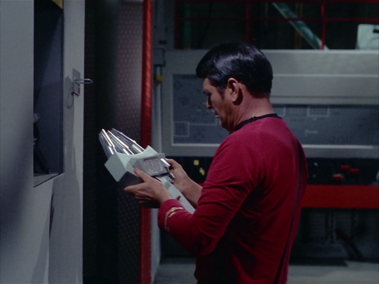 ariane179254_StarTrek_2x06_TheDoomsdayMachine_1643.jpg