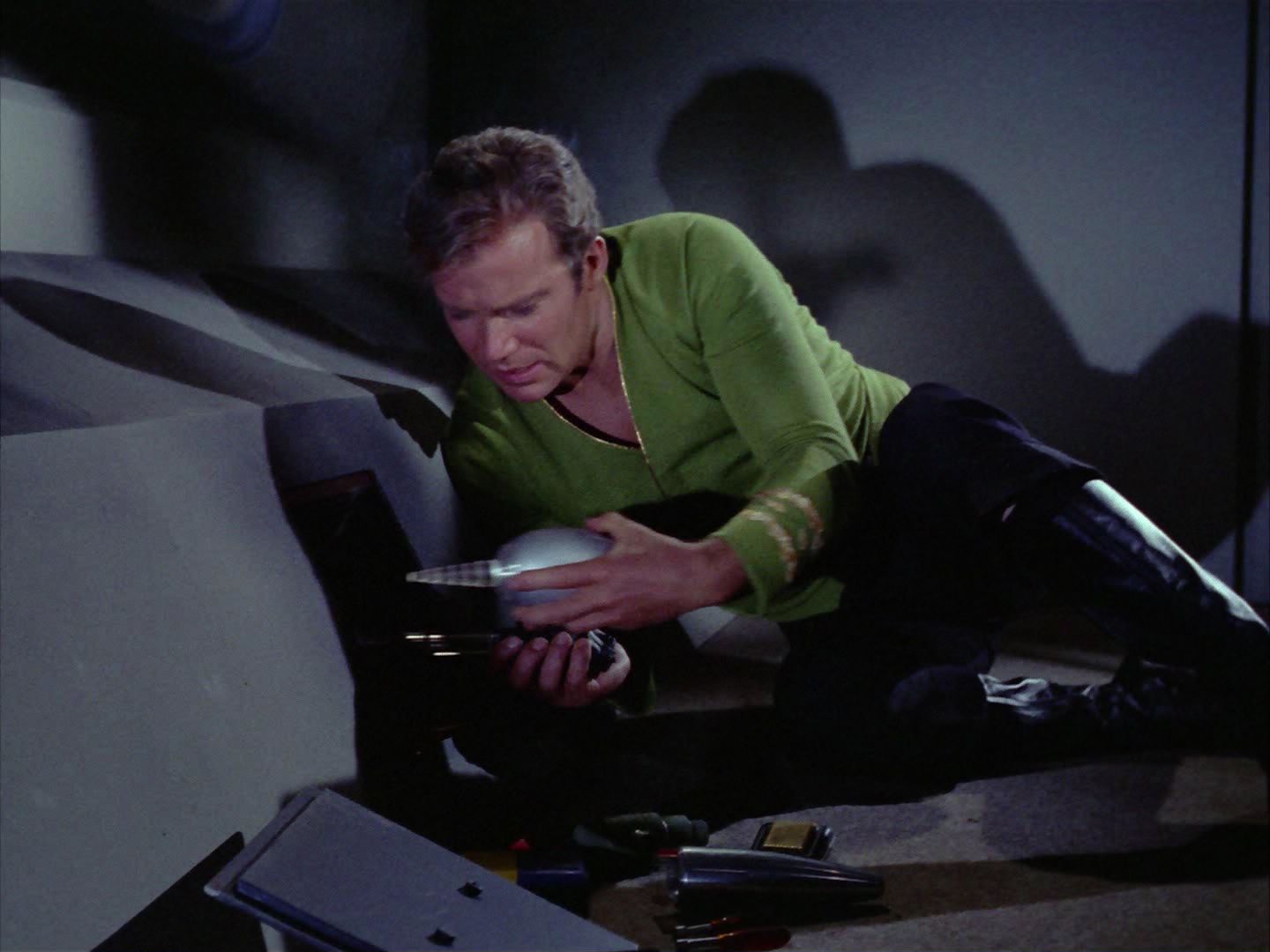 ariane179254_StarTrek_2x06_TheDoomsdayMachine_1653.jpg