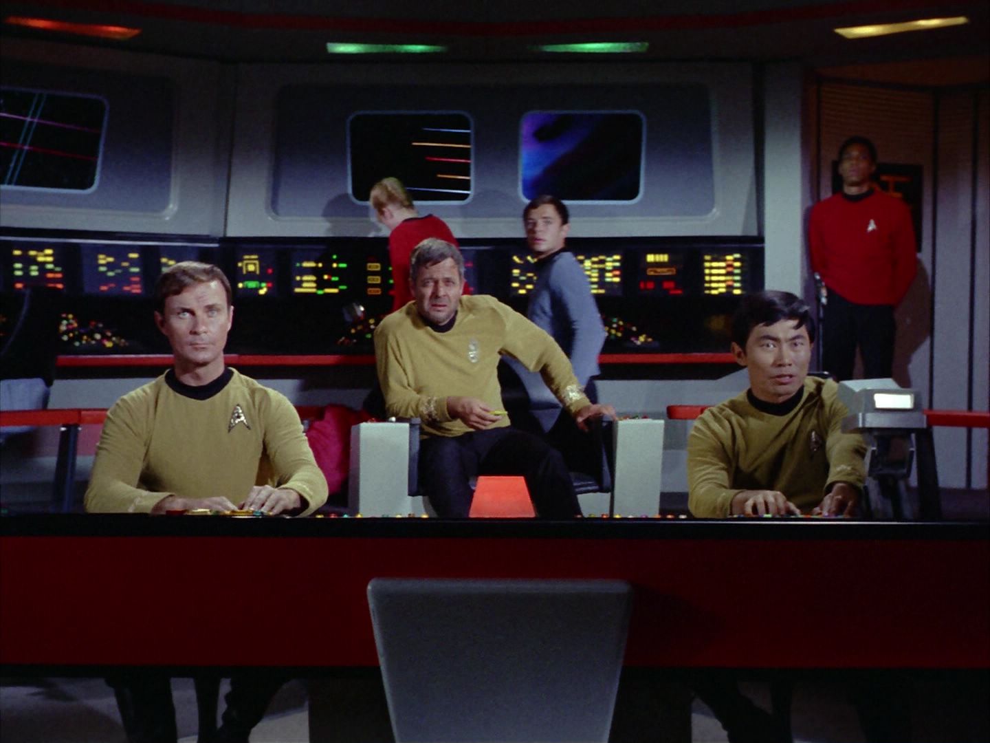ariane179254_StarTrek_2x06_TheDoomsdayMachine_1669.jpg