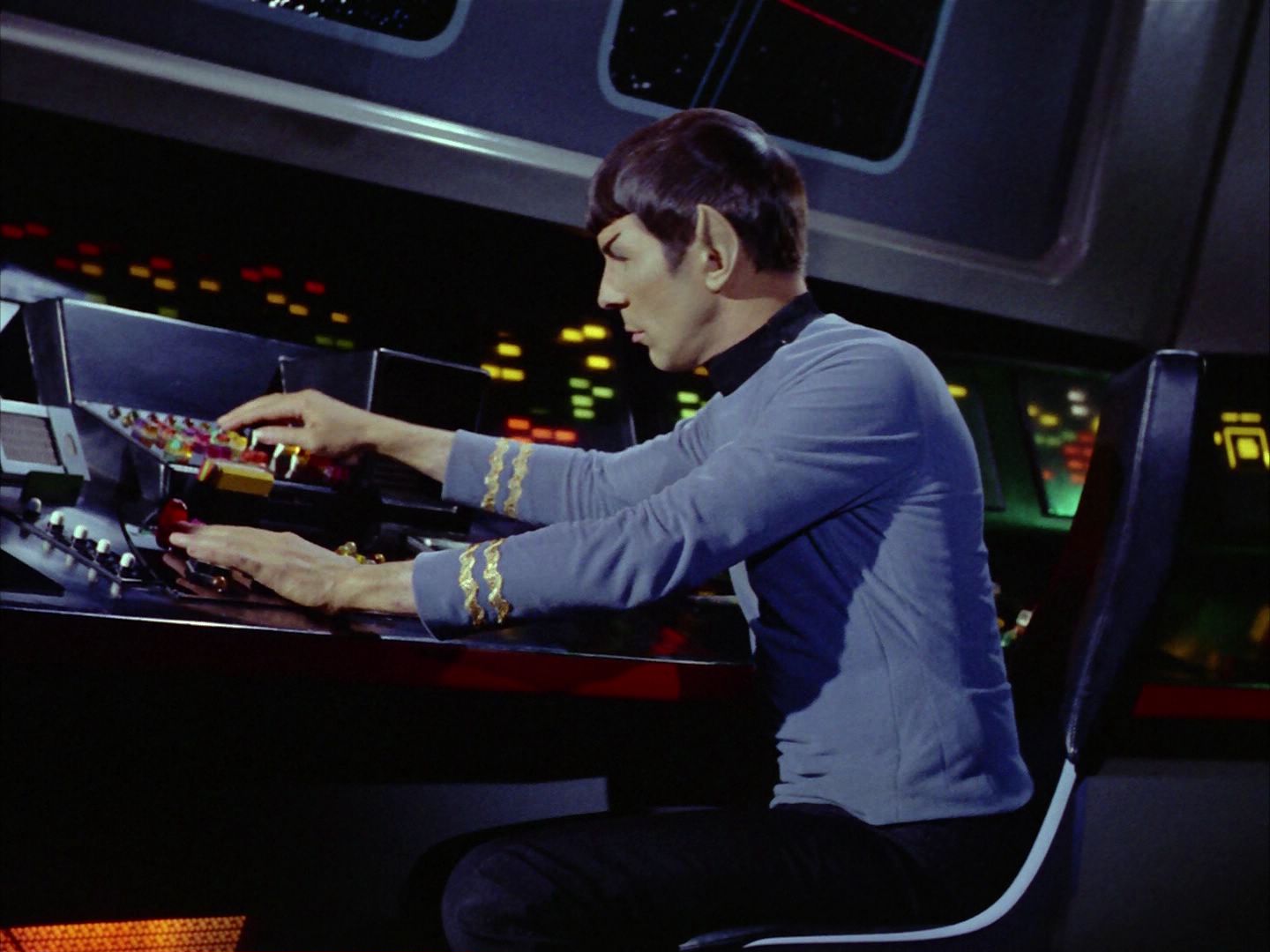 ariane179254_StarTrek_2x06_TheDoomsdayMachine_1694.jpg