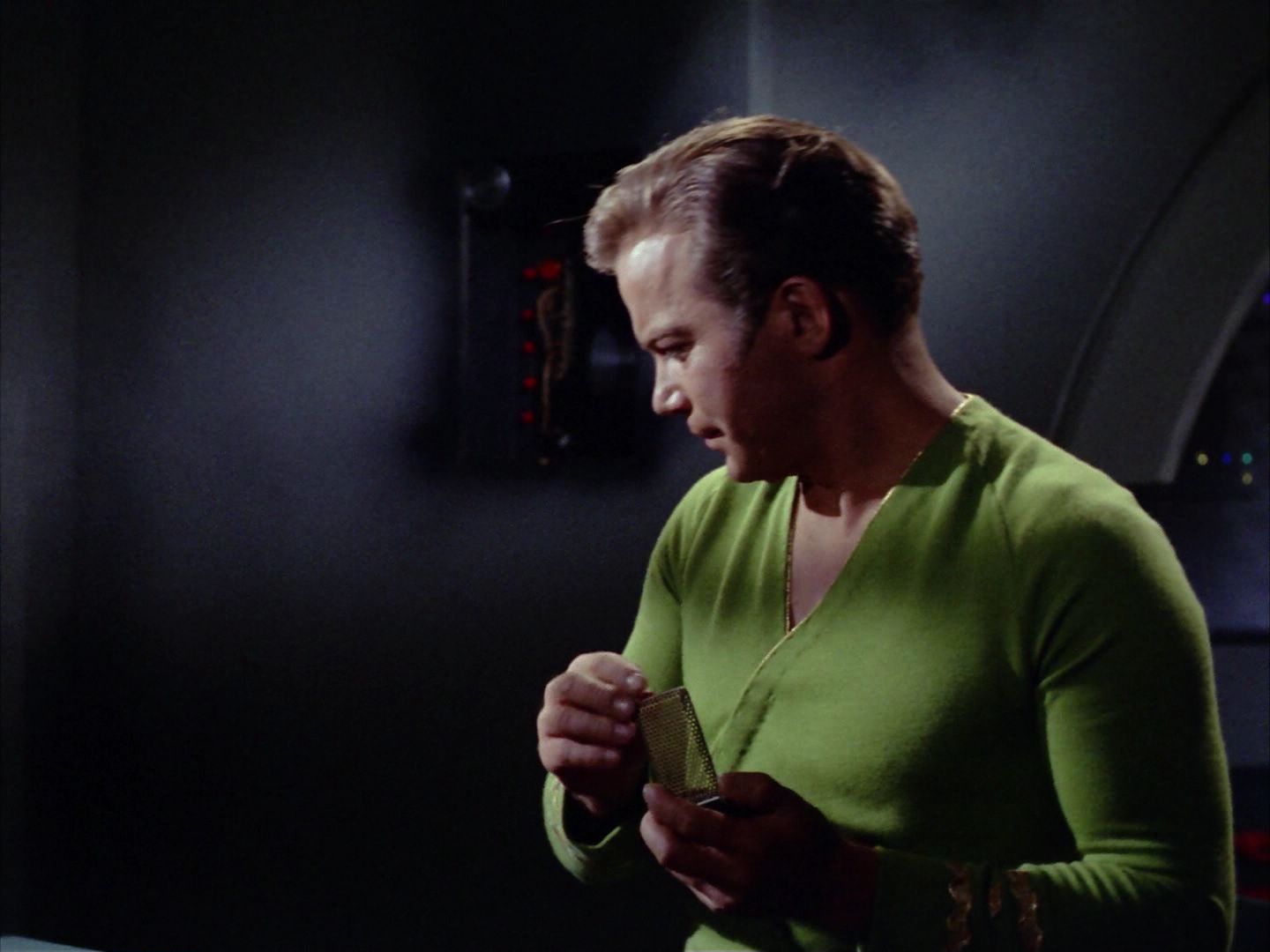 ariane179254_StarTrek_2x06_TheDoomsdayMachine_1731.jpg