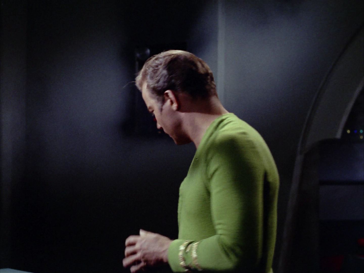 ariane179254_StarTrek_2x06_TheDoomsdayMachine_1732.jpg