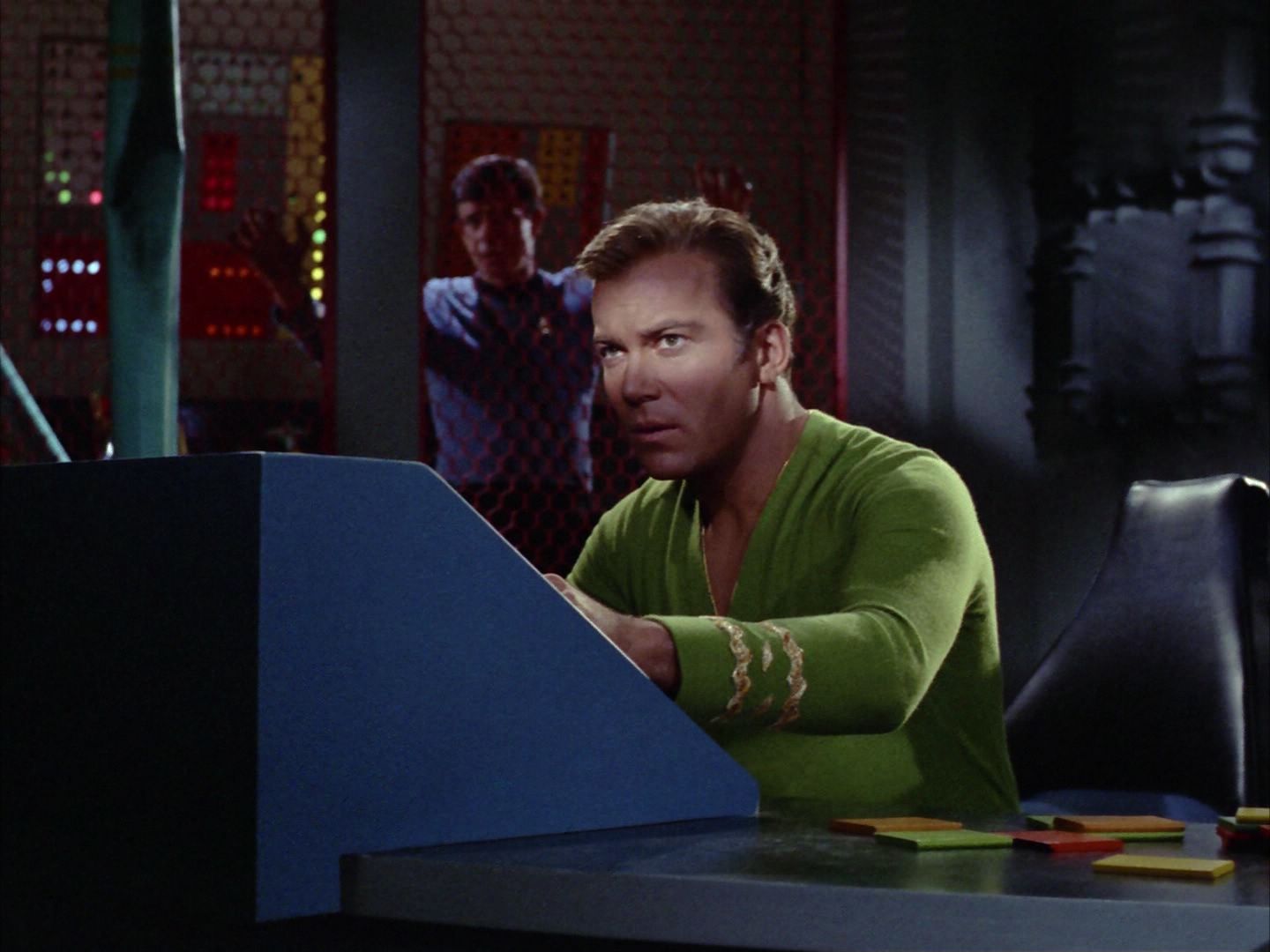 ariane179254_StarTrek_2x06_TheDoomsdayMachine_1738.jpg