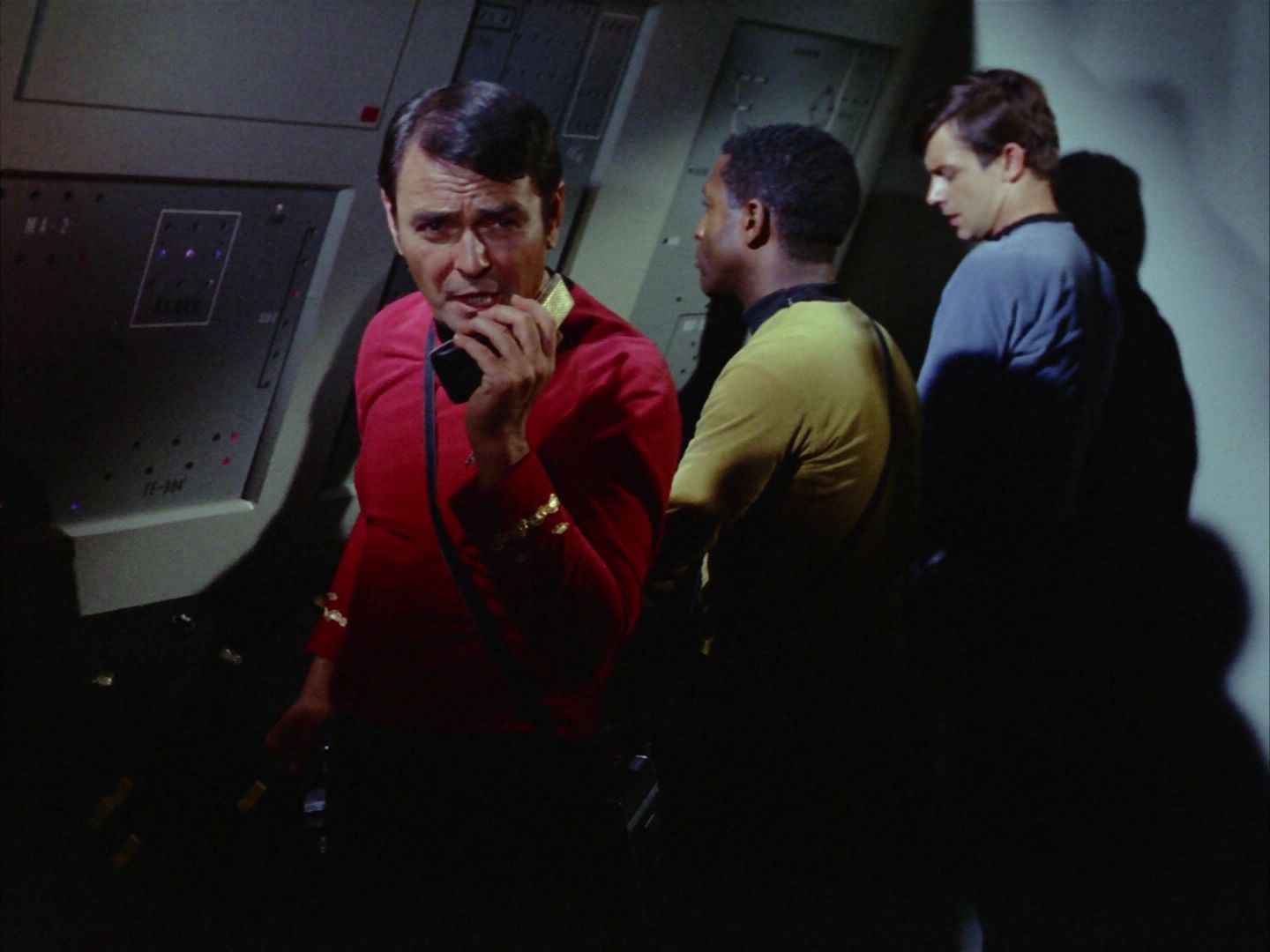 ariane179254_StarTrek_2x06_TheDoomsdayMachine_1950.jpg